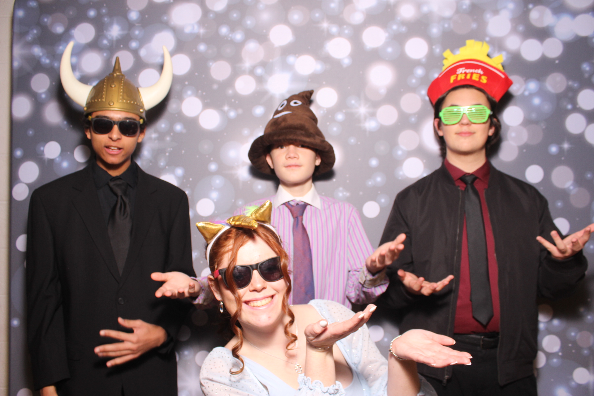 Deer Park Gala | View more photos from the event at gallery.photoboothcincy.com/u/PhotoBoothCincy/Deer-Park-Gala