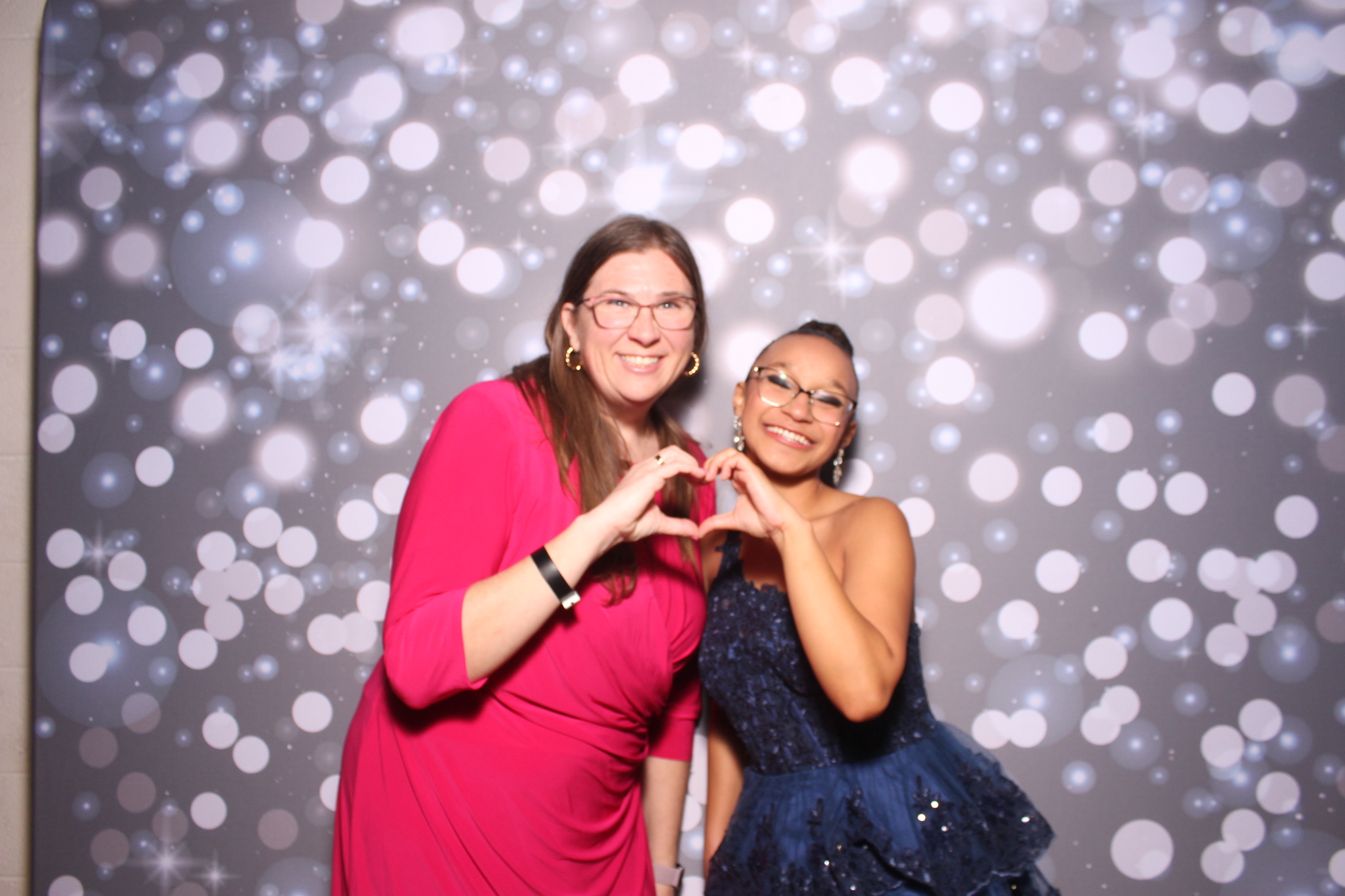 Deer Park Gala | View more photos from the event at gallery.photoboothcincy.com/u/PhotoBoothCincy/Deer-Park-Gala