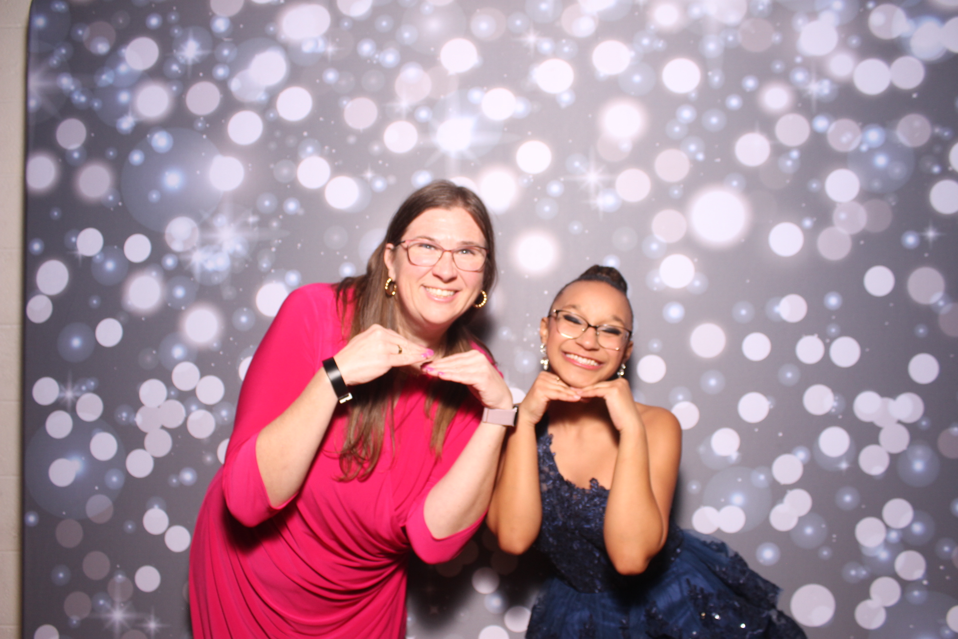 Deer Park Gala | View more photos from the event at gallery.photoboothcincy.com/u/PhotoBoothCincy/Deer-Park-Gala