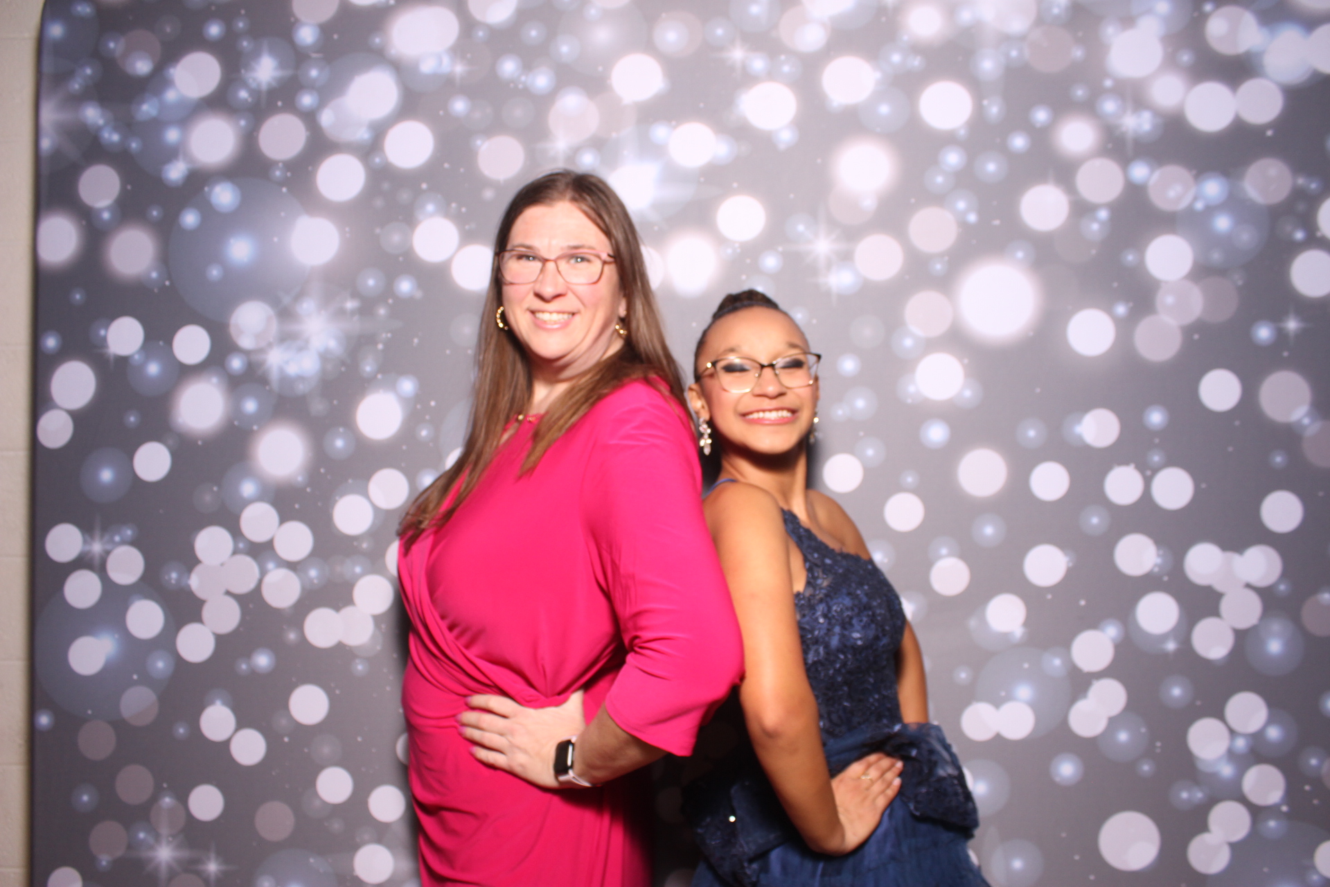 Deer Park Gala | View more photos from the event at gallery.photoboothcincy.com/u/PhotoBoothCincy/Deer-Park-Gala