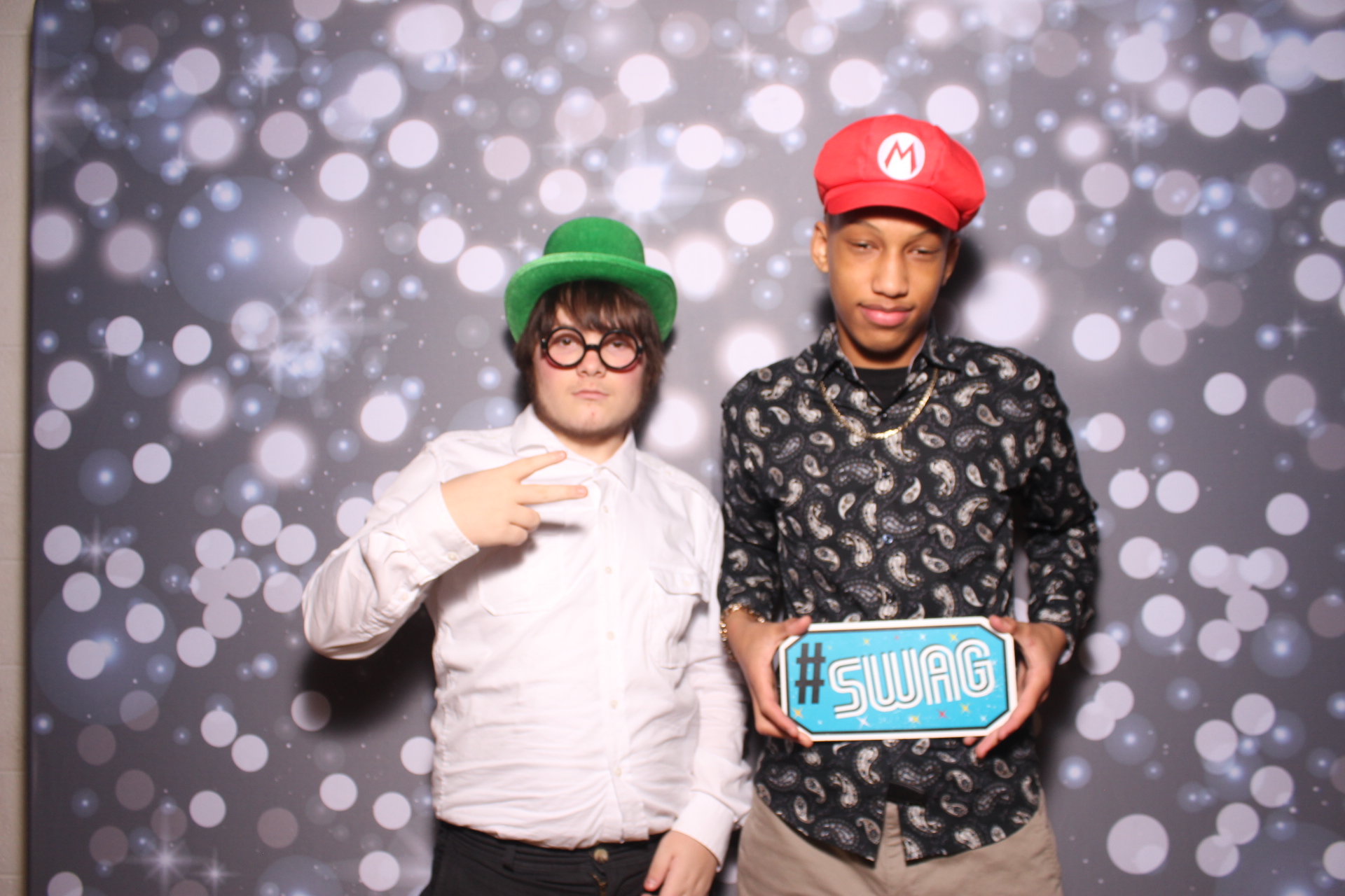 Deer Park Gala | View more photos from the event at gallery.photoboothcincy.com/u/PhotoBoothCincy/Deer-Park-Gala