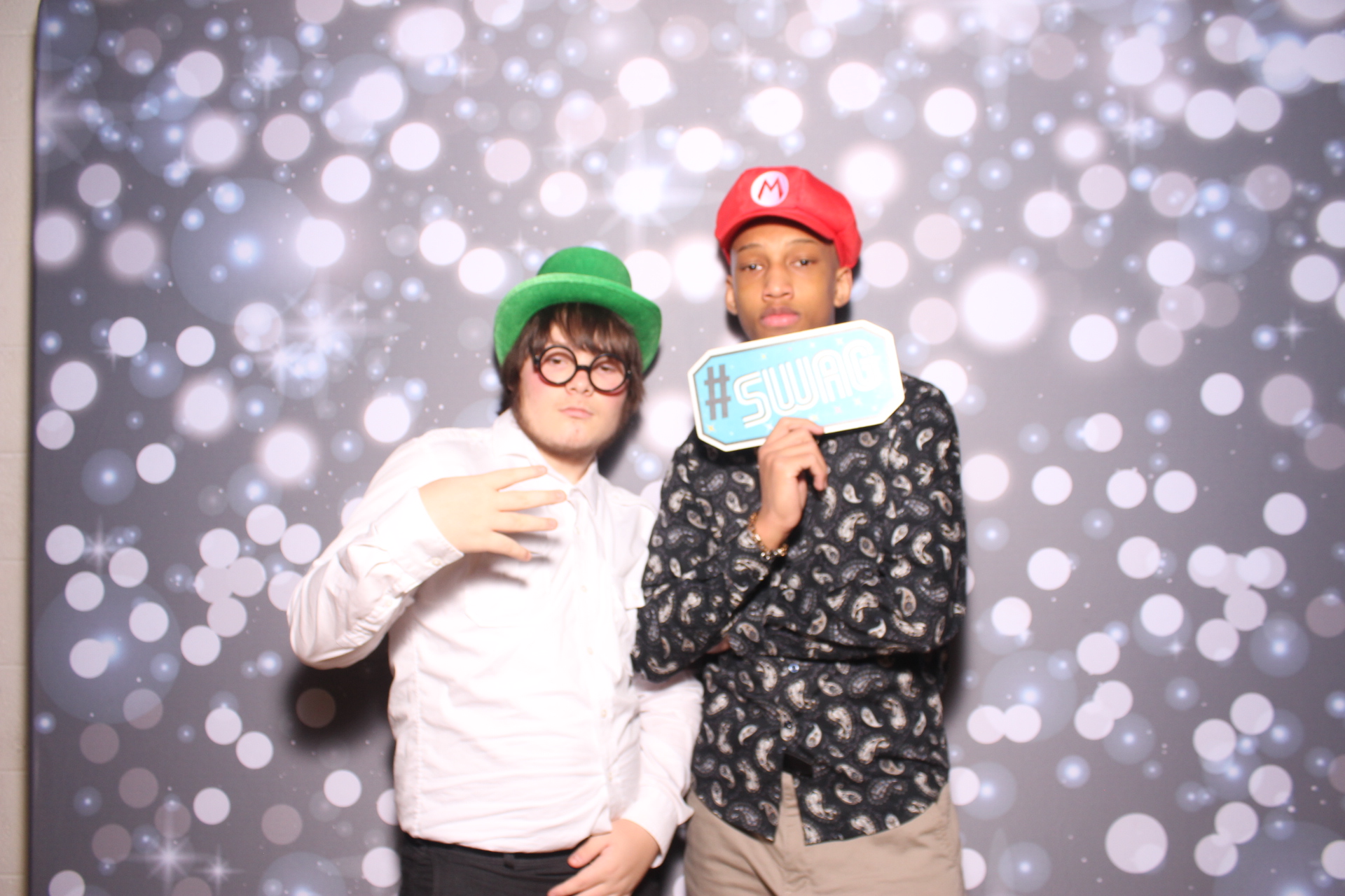Deer Park Gala | View more photos from the event at gallery.photoboothcincy.com/u/PhotoBoothCincy/Deer-Park-Gala