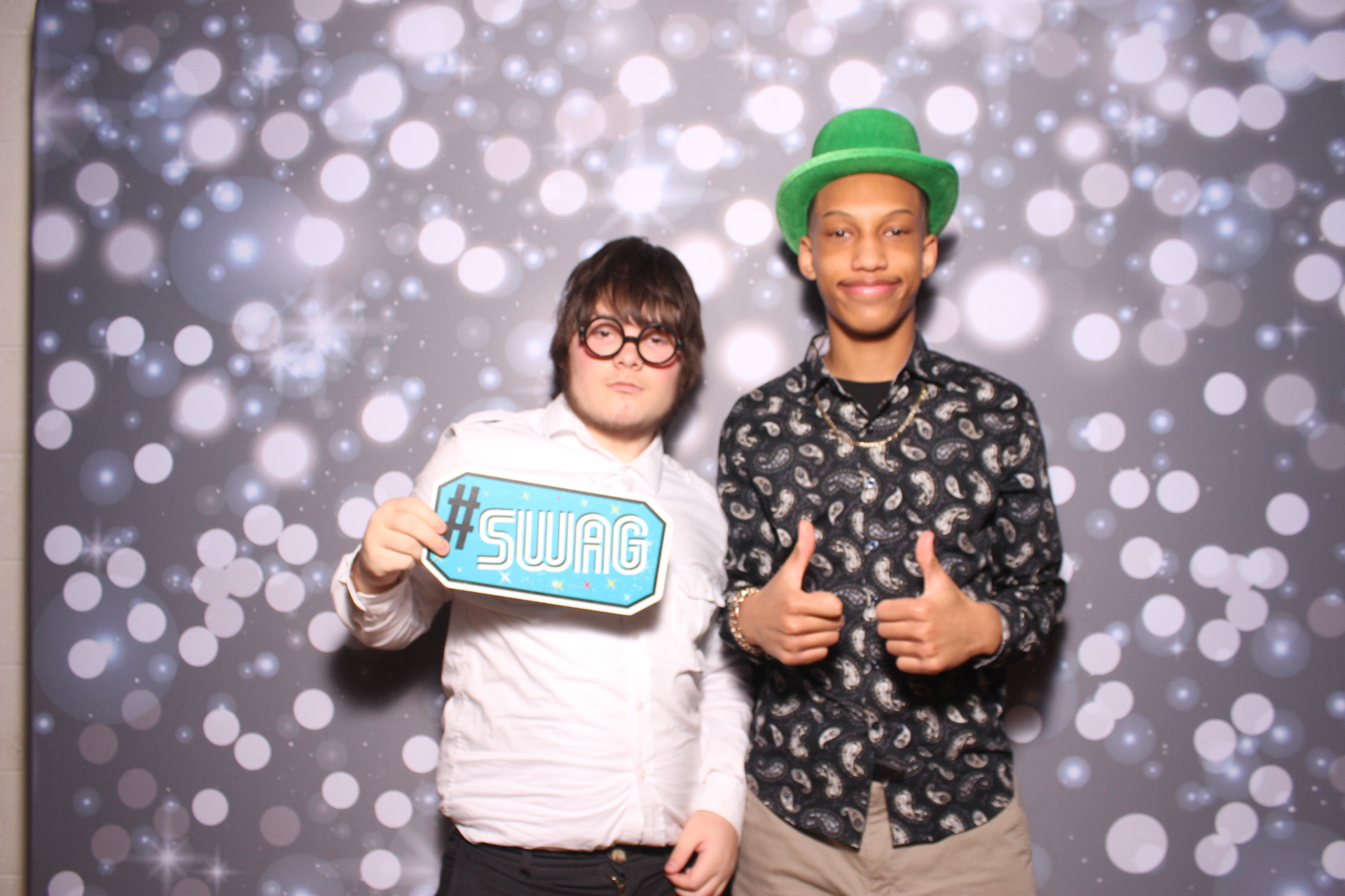 Deer Park Gala | View more photos from the event at gallery.photoboothcincy.com/u/PhotoBoothCincy/Deer-Park-Gala