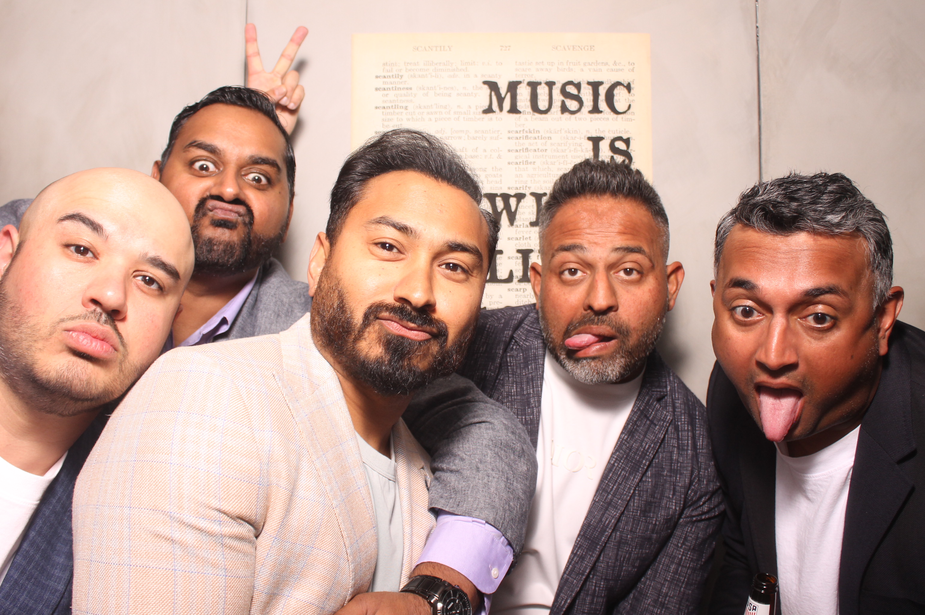 Devesh's 40th Birthday Party!! | View more photos from the event at gallery.photoboothcincy.com/u/PhotoBoothCincy/Deveshs-40th-Birthday-Party