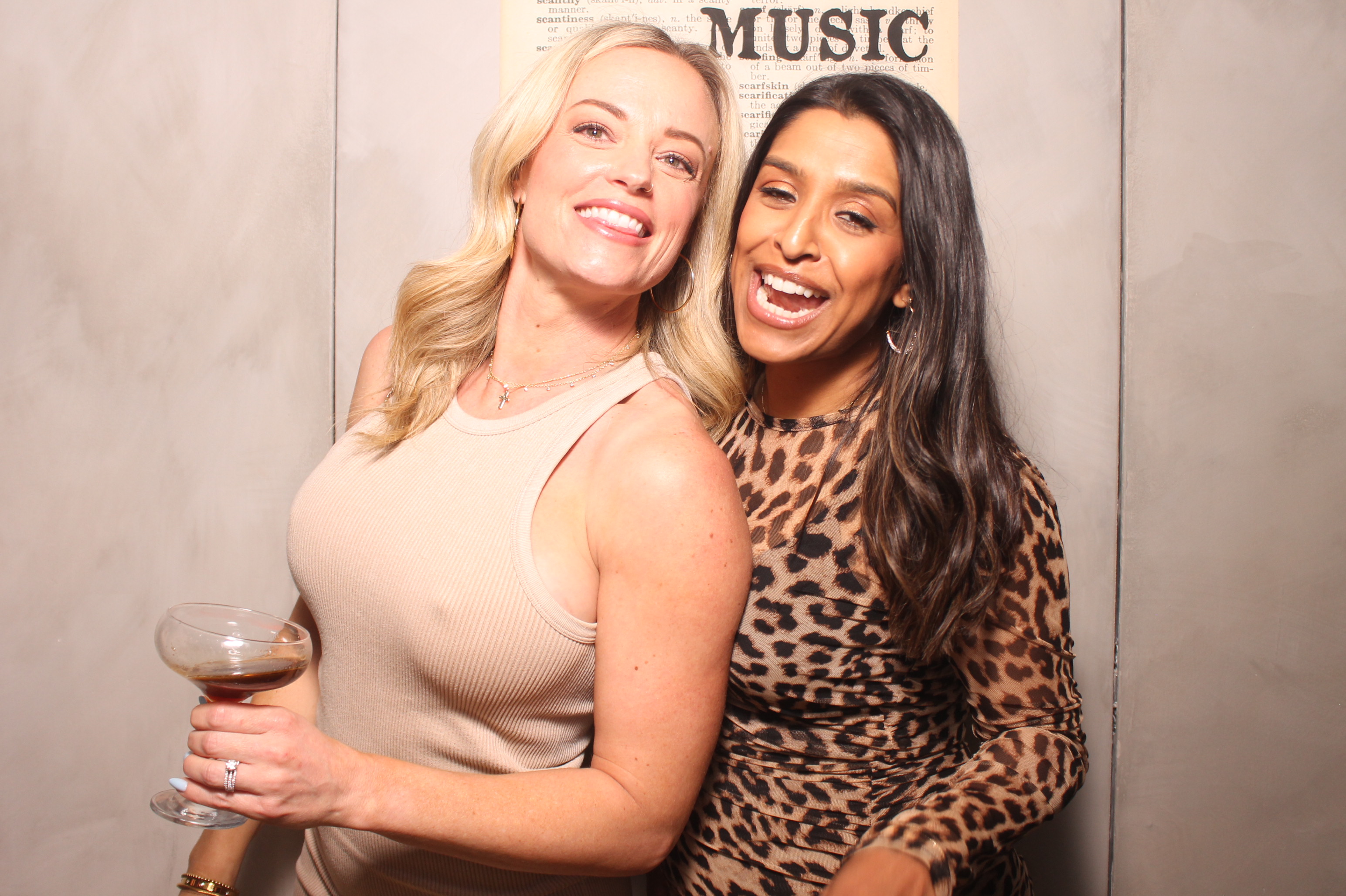 Devesh's 40th Birthday Party!! | View more photos from the event at gallery.photoboothcincy.com/u/PhotoBoothCincy/Deveshs-40th-Birthday-Party