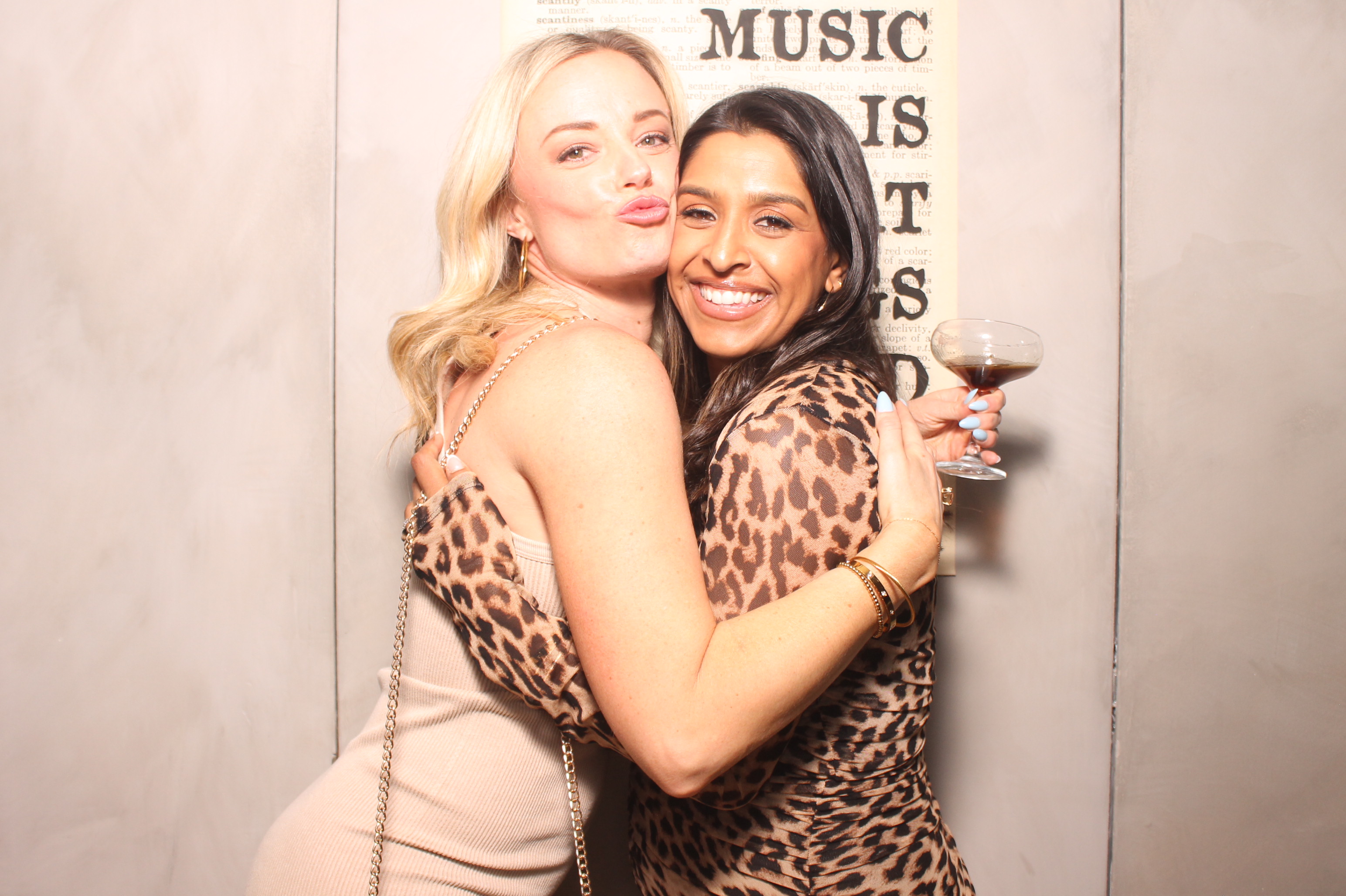 Devesh's 40th Birthday Party!! | View more photos from the event at gallery.photoboothcincy.com/u/PhotoBoothCincy/Deveshs-40th-Birthday-Party