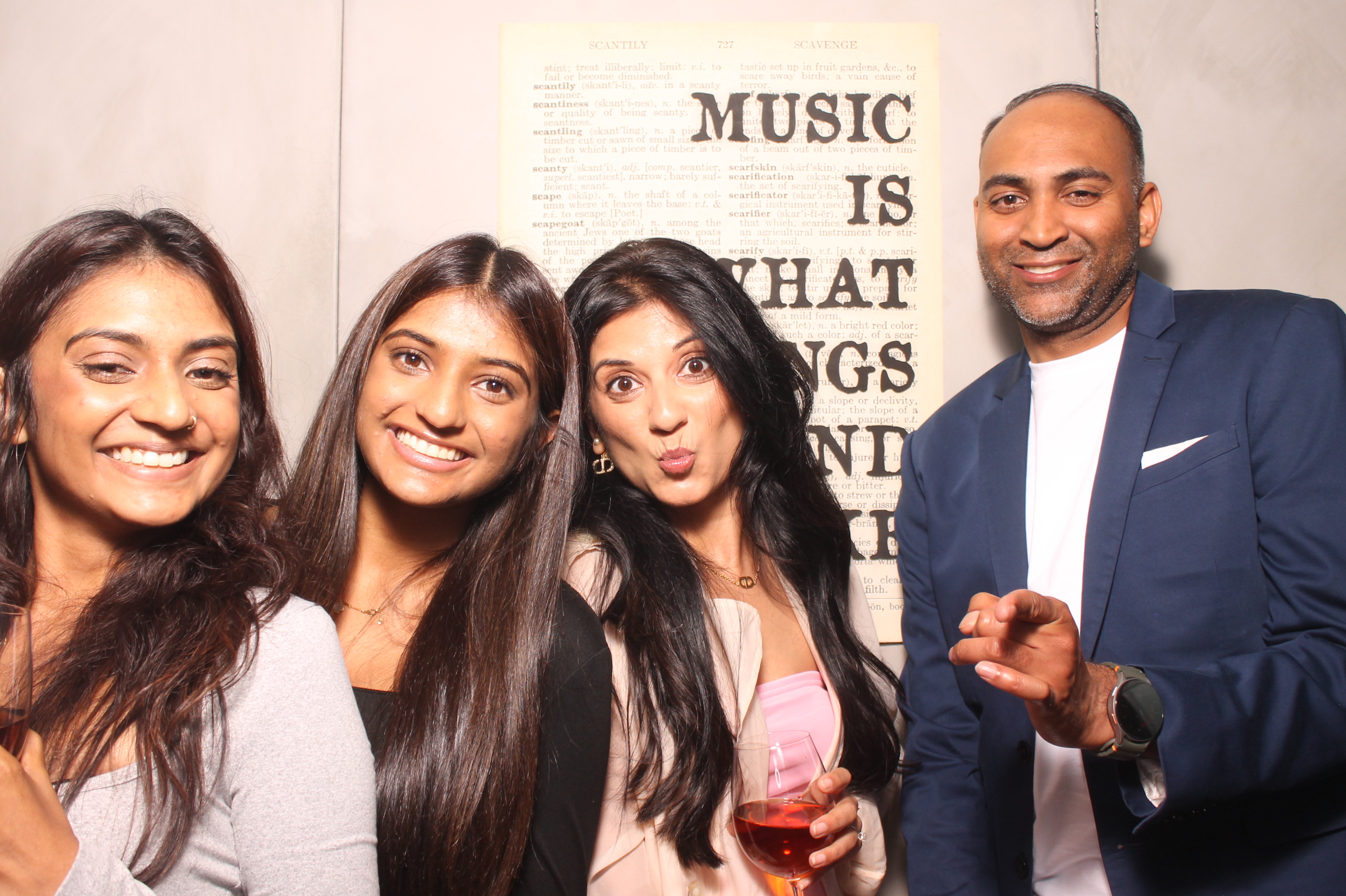 Devesh's 40th Birthday Party!! | View more photos from the event at gallery.photoboothcincy.com/u/PhotoBoothCincy/Deveshs-40th-Birthday-Party