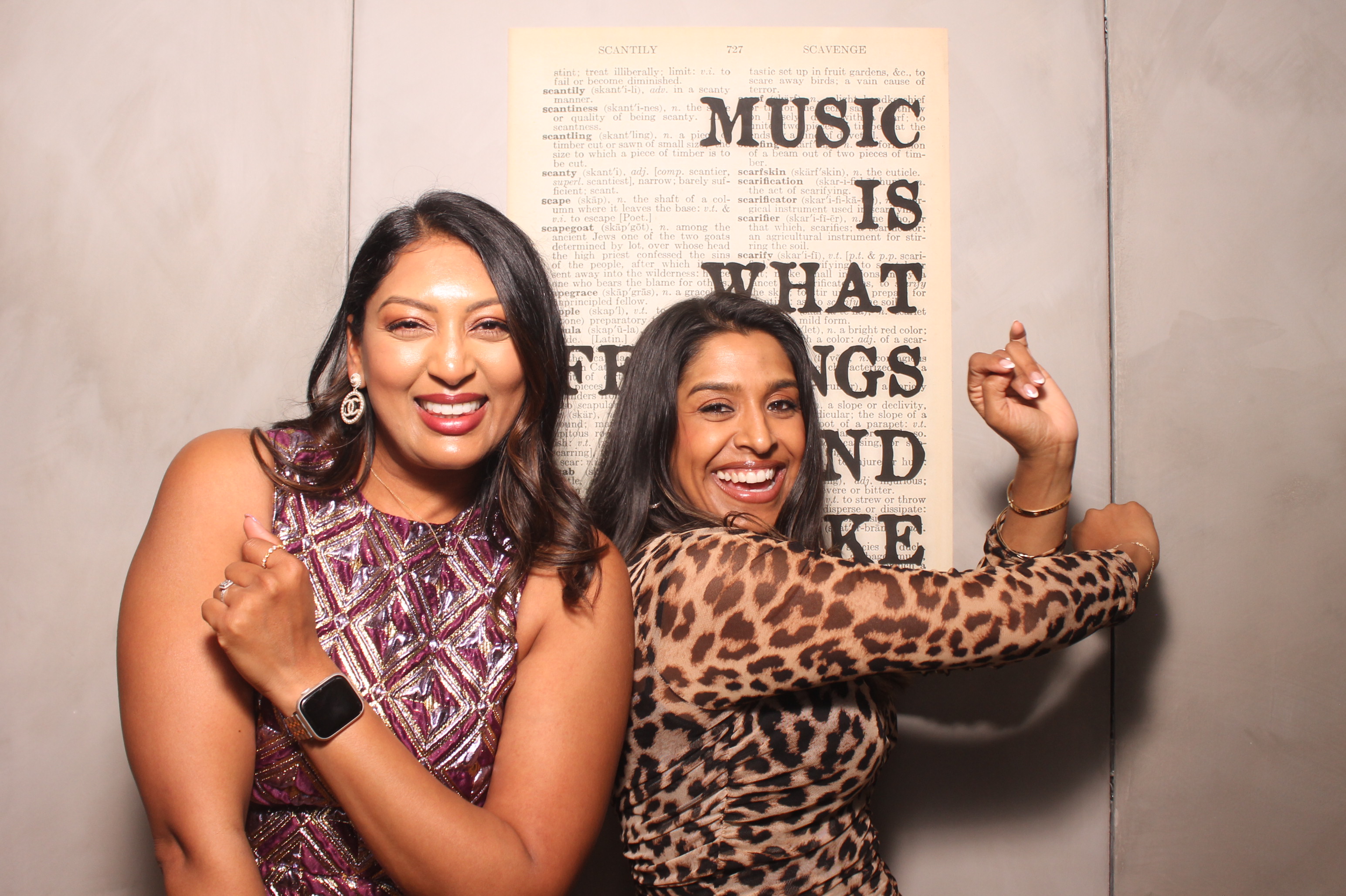 Devesh's 40th Birthday Party!! | View more photos from the event at gallery.photoboothcincy.com/u/PhotoBoothCincy/Deveshs-40th-Birthday-Party