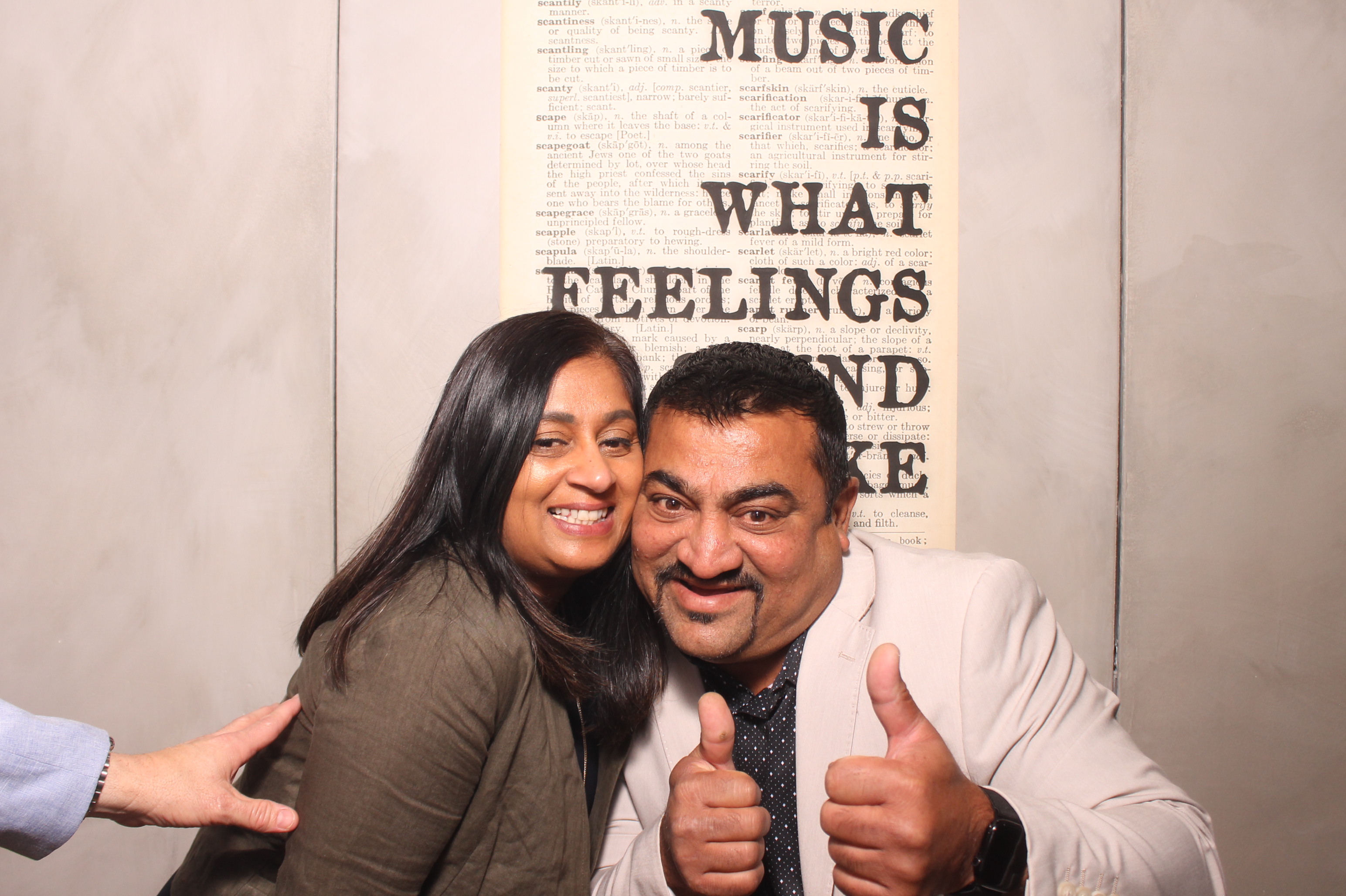 Devesh's 40th Birthday Party!! | View more photos from the event at gallery.photoboothcincy.com/u/PhotoBoothCincy/Deveshs-40th-Birthday-Party
