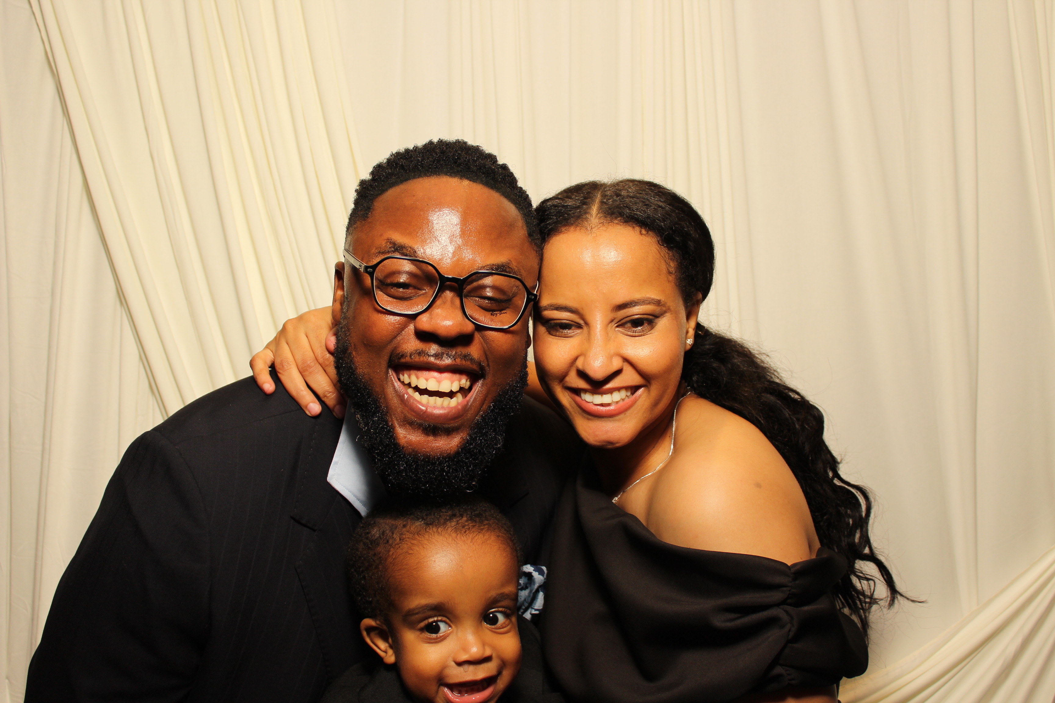 Divine Heritier | View more photos from the event at gallery.photoboothcincy.com/u/PhotoBoothCincy/Divine-Heritier