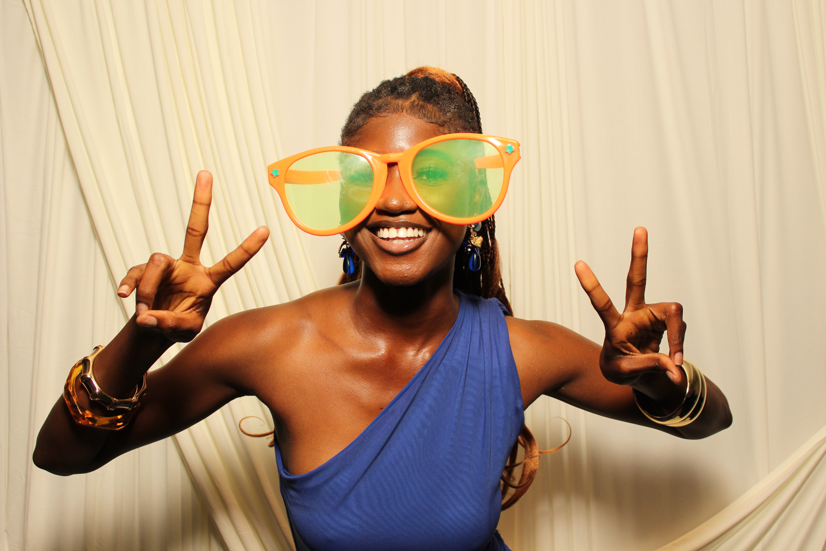 Divine Heritier | View more photos from the event at gallery.photoboothcincy.com/u/PhotoBoothCincy/Divine-Heritier