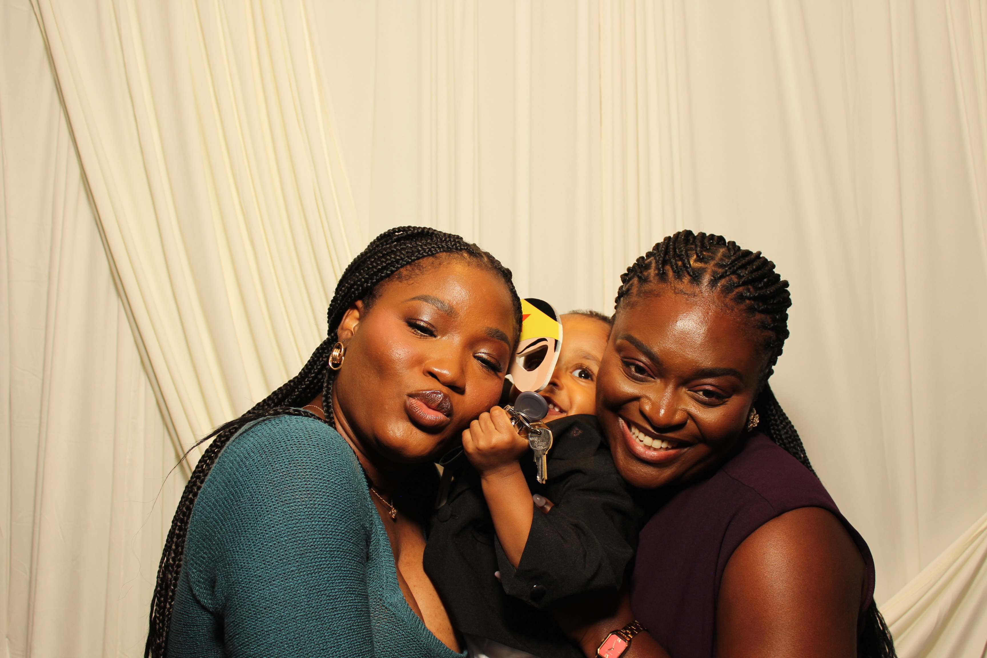 Divine Heritier | View more photos from the event at gallery.photoboothcincy.com/u/PhotoBoothCincy/Divine-Heritier