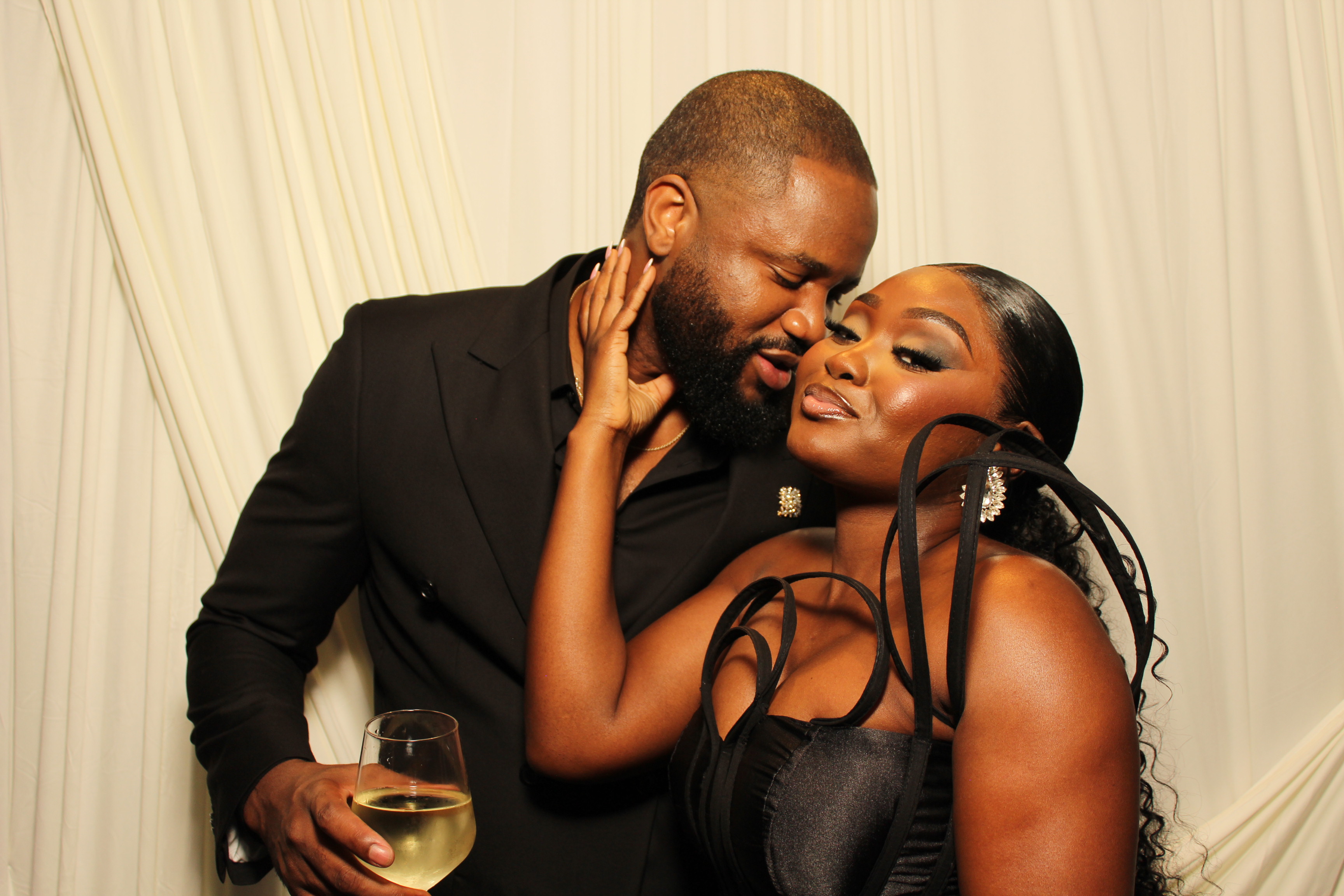 Divine Heritier | View more photos from the event at gallery.photoboothcincy.com/u/PhotoBoothCincy/Divine-Heritier