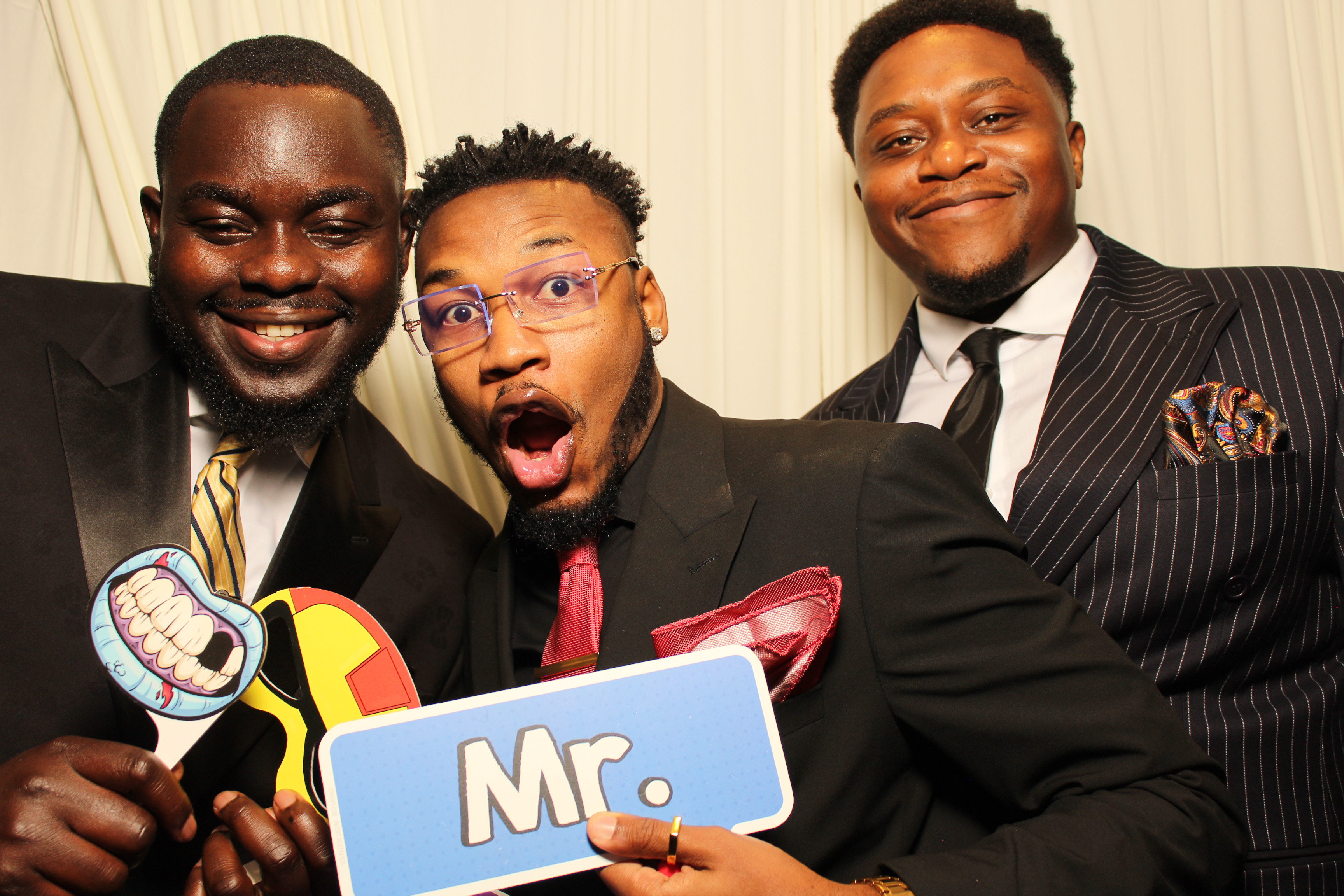 Divine Heritier | View more photos from the event at gallery.photoboothcincy.com/u/PhotoBoothCincy/Divine-Heritier