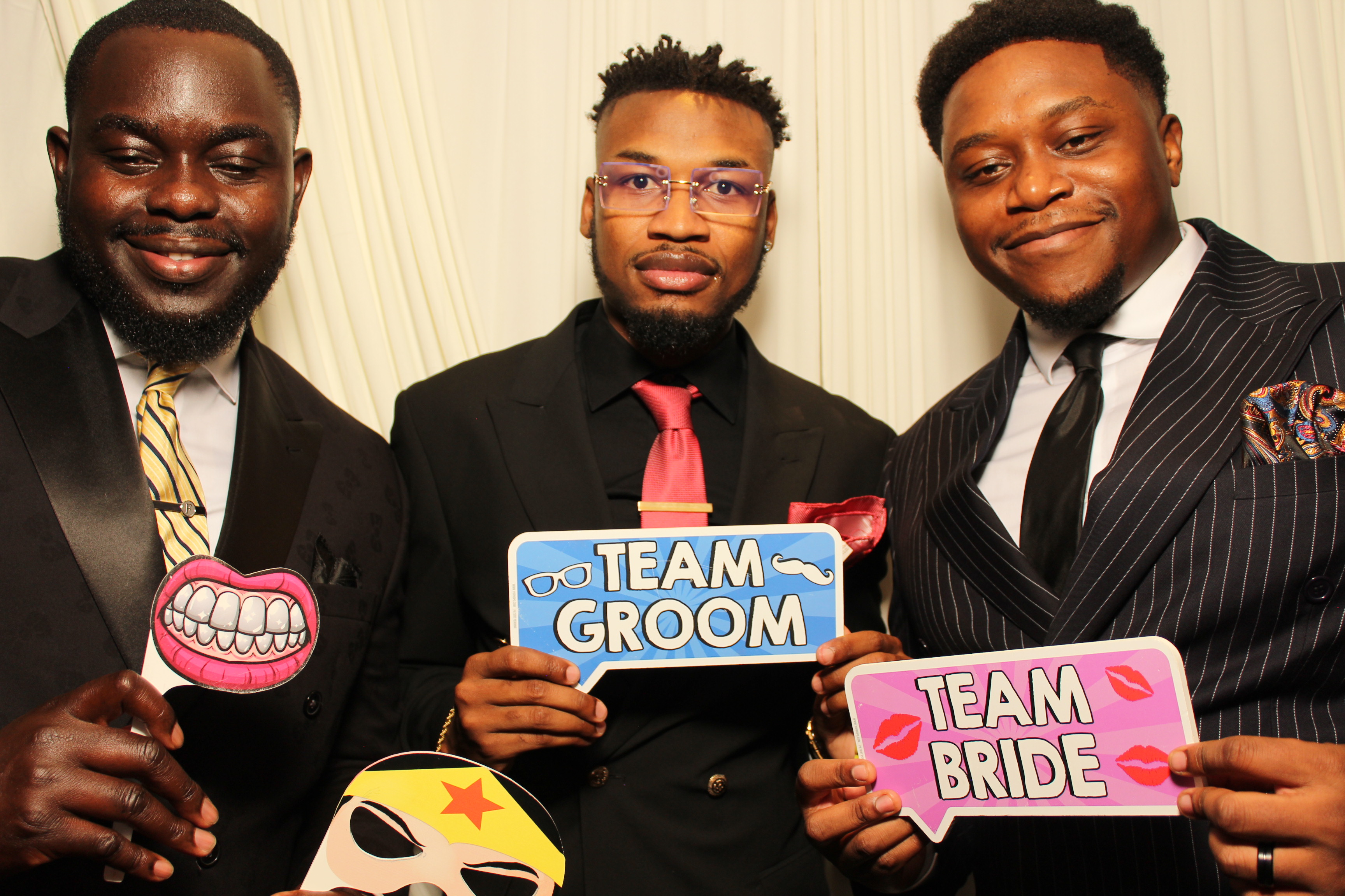 Divine Heritier | View more photos from the event at gallery.photoboothcincy.com/u/PhotoBoothCincy/Divine-Heritier