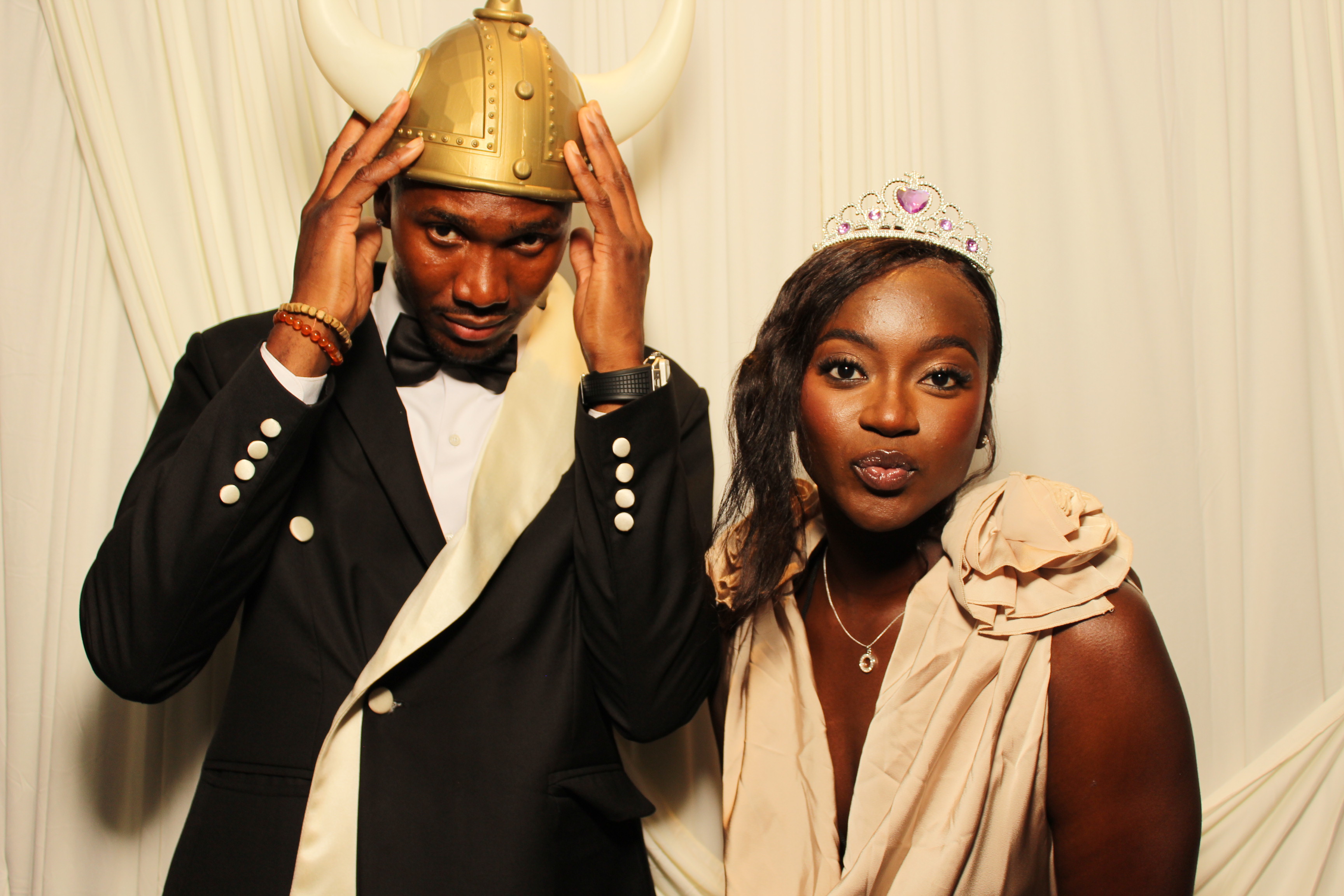 Divine Heritier | View more photos from the event at gallery.photoboothcincy.com/u/PhotoBoothCincy/Divine-Heritier