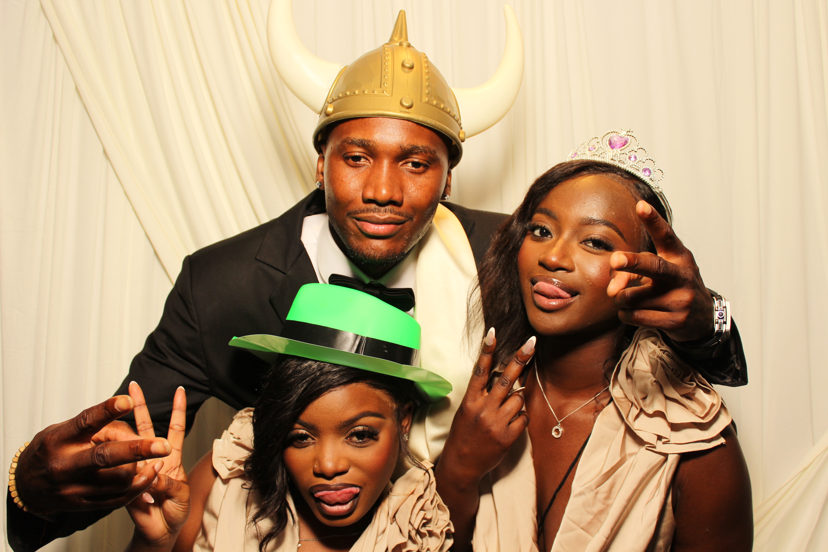 Divine Heritier | View more photos from the event at gallery.photoboothcincy.com/u/PhotoBoothCincy/Divine-Heritier