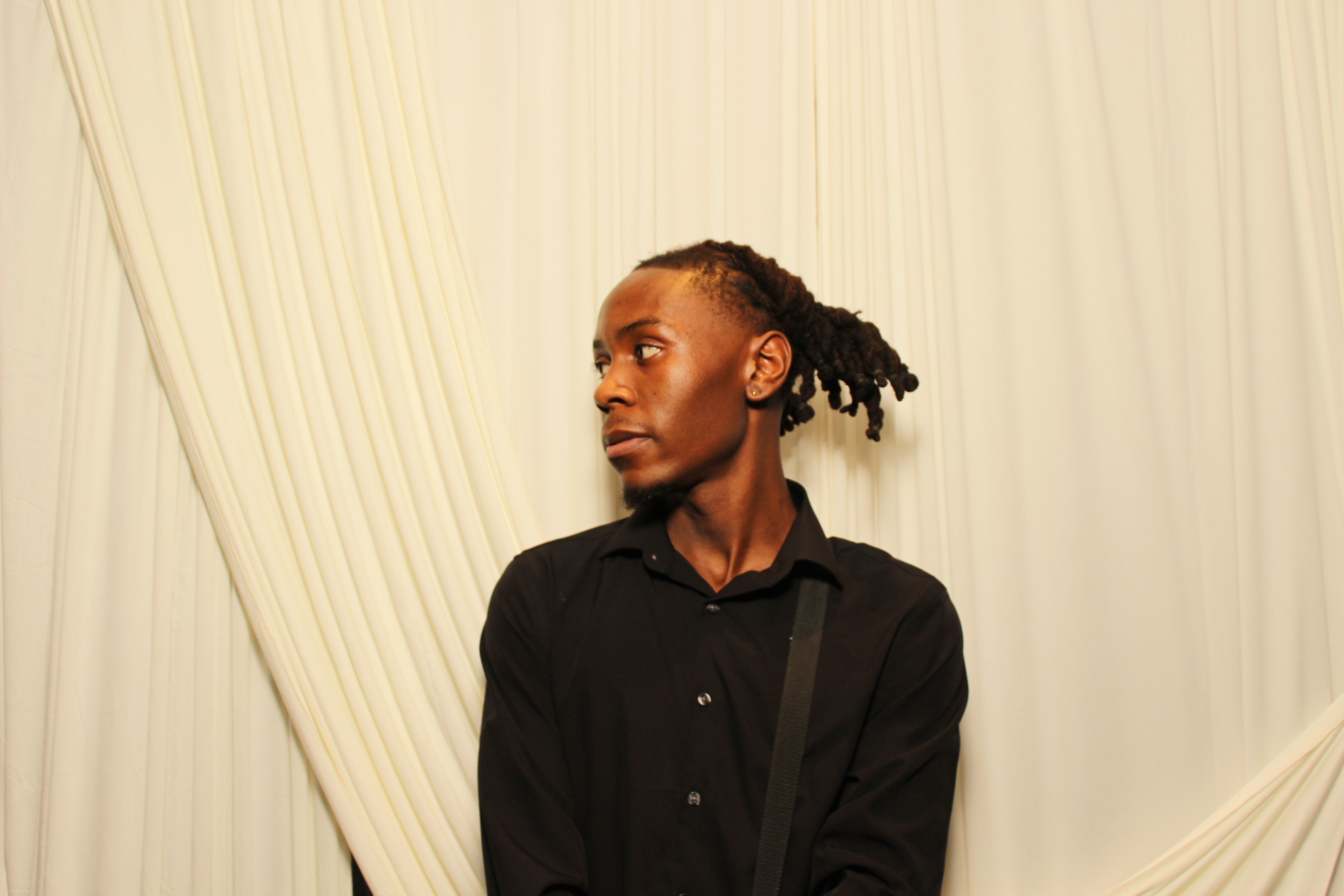 Divine Heritier | View more photos from the event at gallery.photoboothcincy.com/u/PhotoBoothCincy/Divine-Heritier