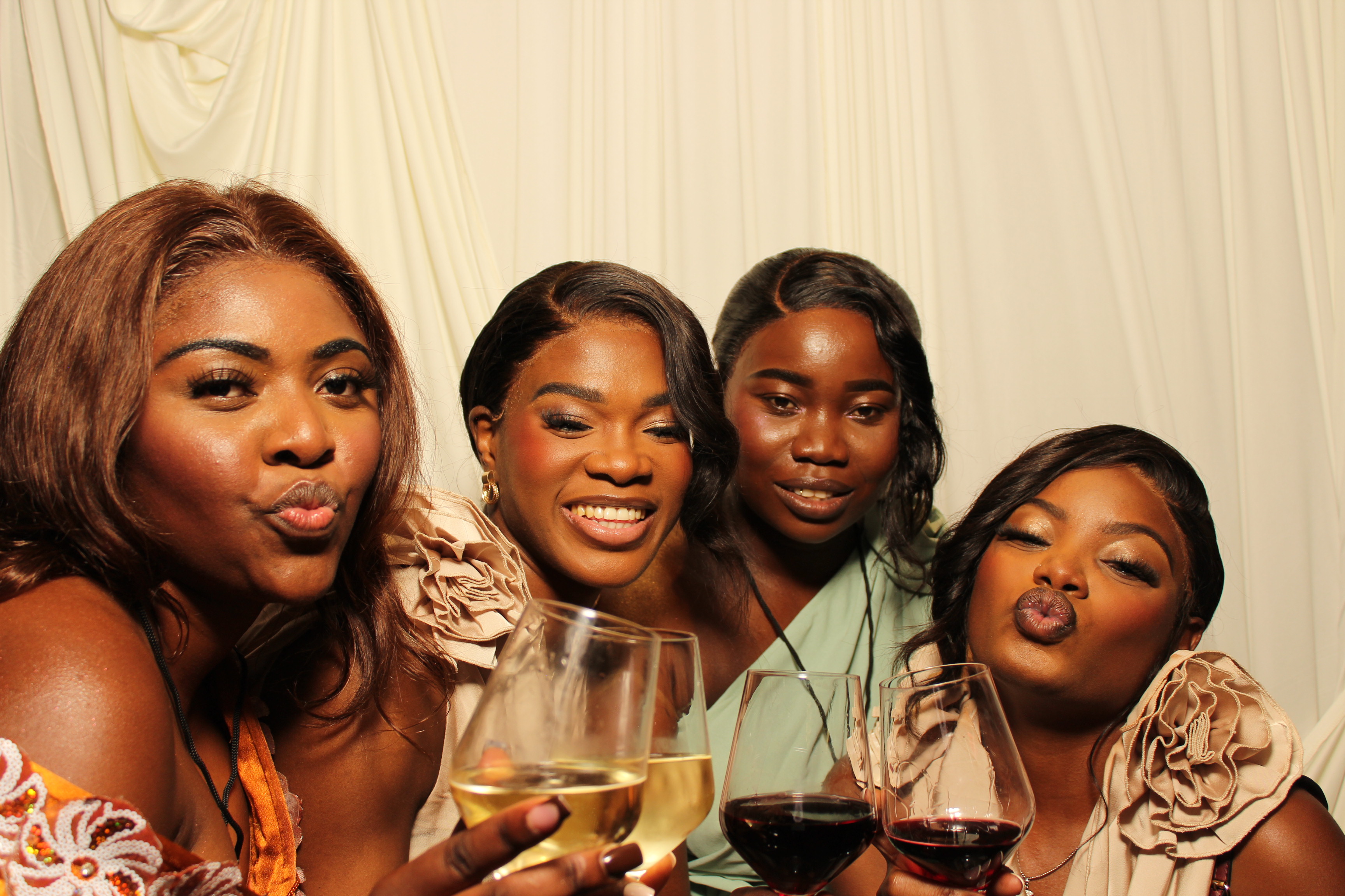 Divine Heritier | View more photos from the event at gallery.photoboothcincy.com/u/PhotoBoothCincy/Divine-Heritier