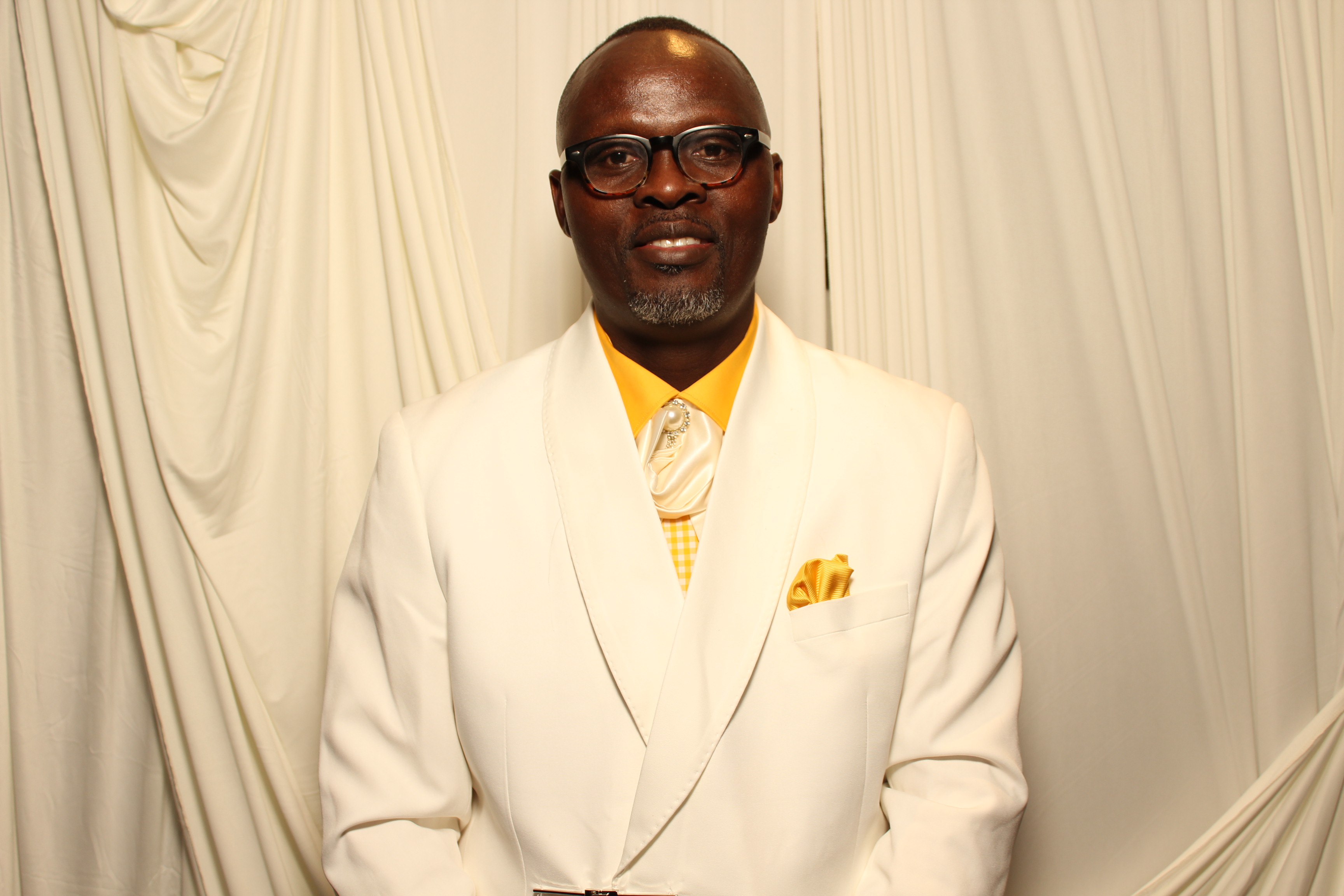Divine Heritier | View more photos from the event at gallery.photoboothcincy.com/u/PhotoBoothCincy/Divine-Heritier