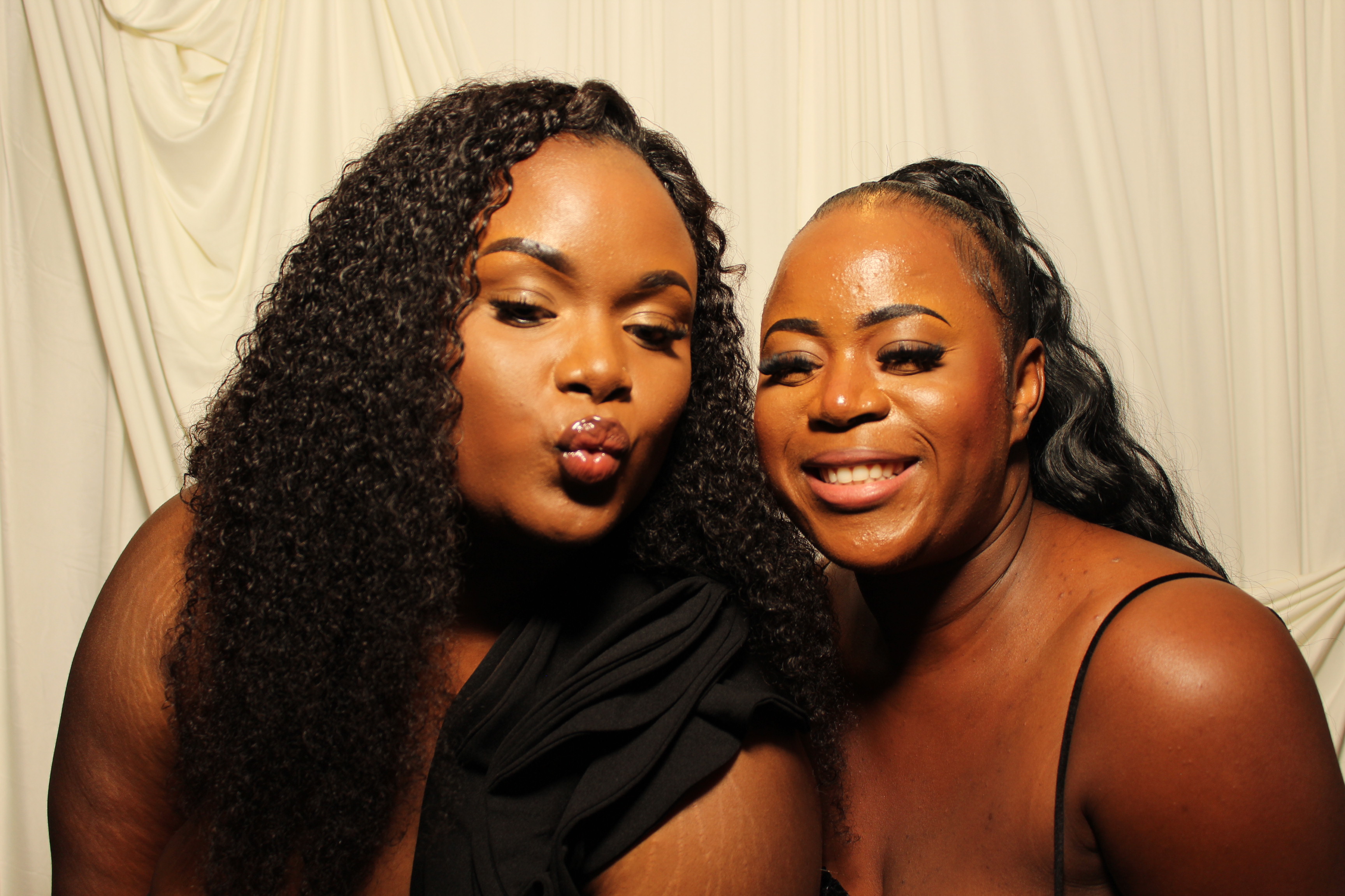 Divine Heritier | View more photos from the event at gallery.photoboothcincy.com/u/PhotoBoothCincy/Divine-Heritier