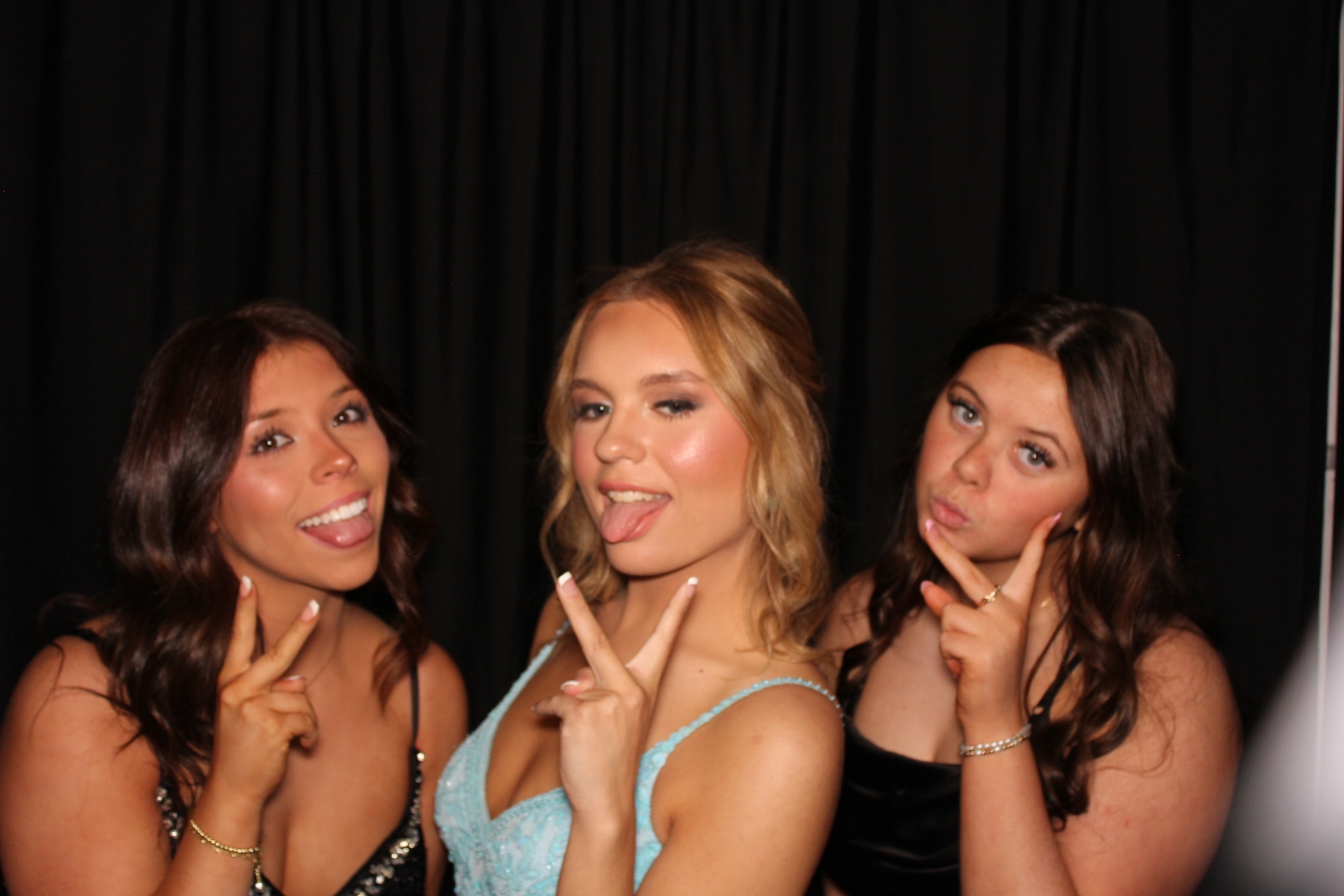 East Central High School Prom | View more photos from the event at gallery.photoboothcincy.com/u/PhotoBoothCincy/East-Central-High-School-Prom
