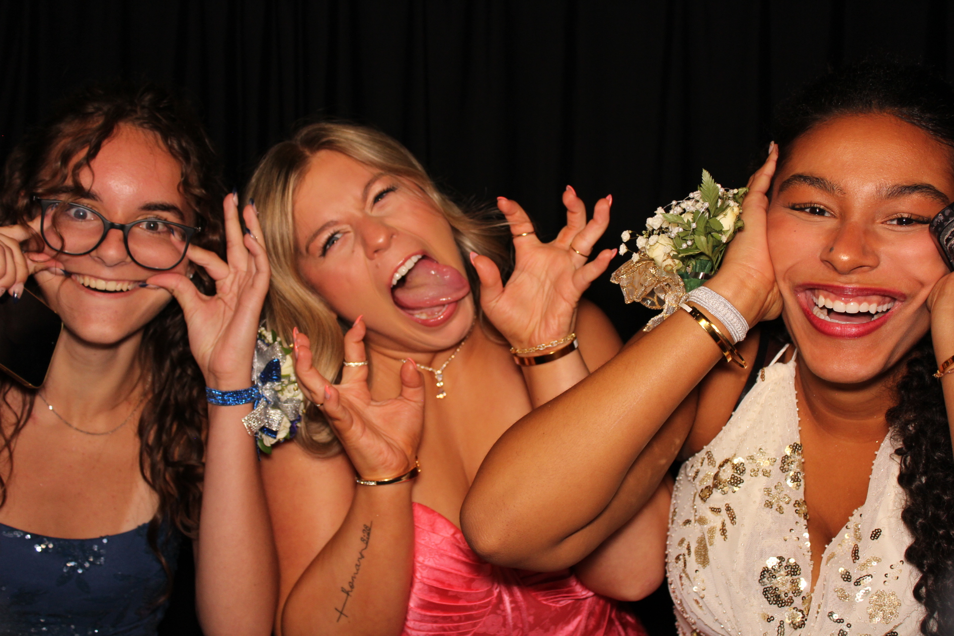 East Central High School Prom | View more photos from the event at gallery.photoboothcincy.com/u/PhotoBoothCincy/East-Central-High-School-Prom