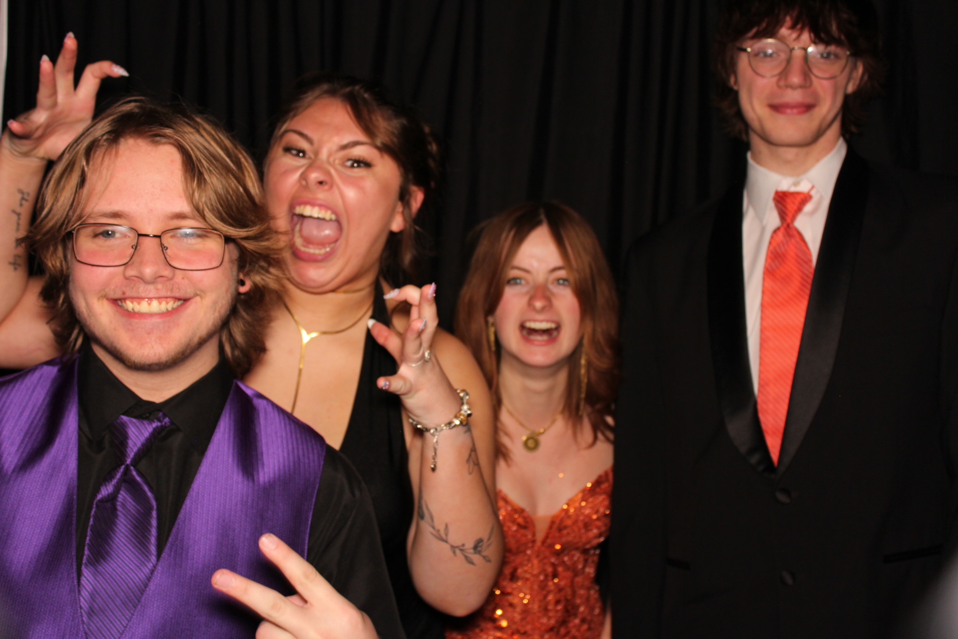 East Central High School Prom | View more photos from the event at gallery.photoboothcincy.com/u/PhotoBoothCincy/East-Central-High-School-Prom