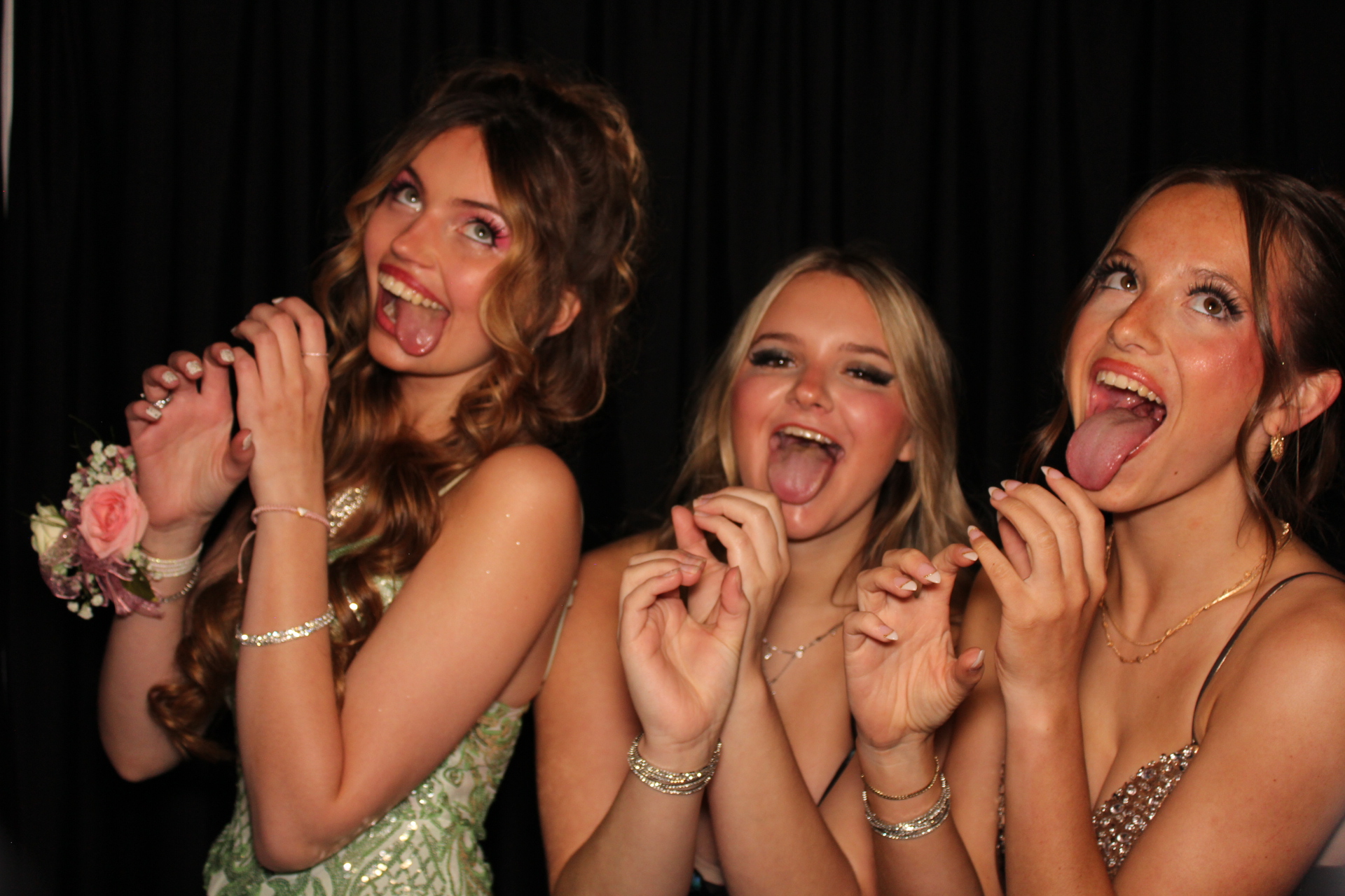 East Central High School Prom | View more photos from the event at gallery.photoboothcincy.com/u/PhotoBoothCincy/East-Central-High-School-Prom