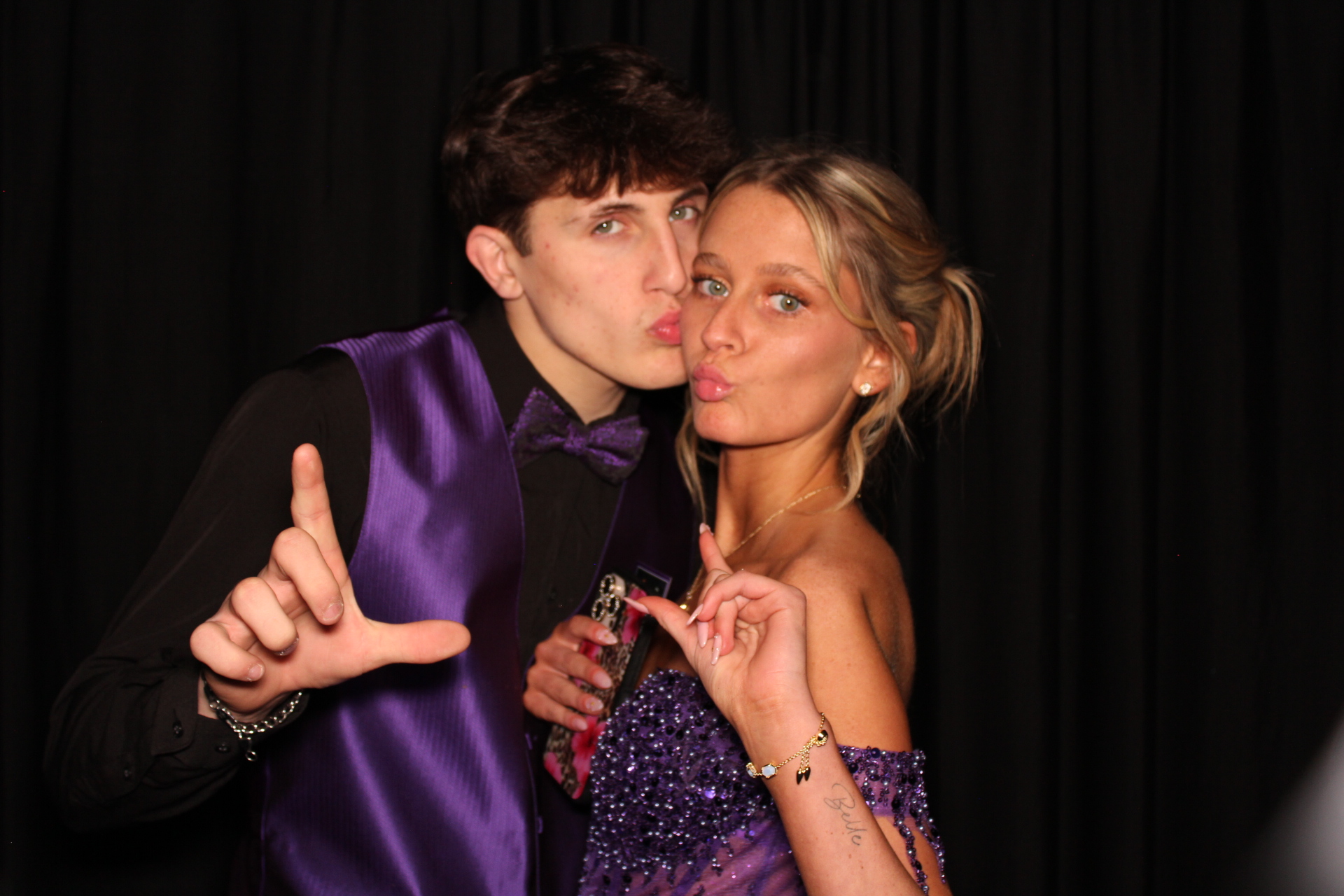 East Central High School Prom | View more photos from the event at gallery.photoboothcincy.com/u/PhotoBoothCincy/East-Central-High-School-Prom