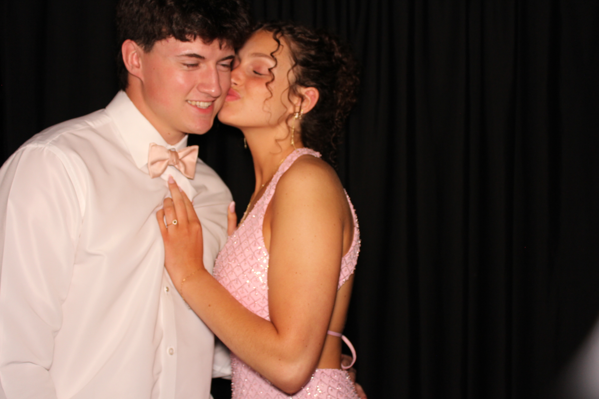 East Central High School Prom | View more photos from the event at gallery.photoboothcincy.com/u/PhotoBoothCincy/East-Central-High-School-Prom