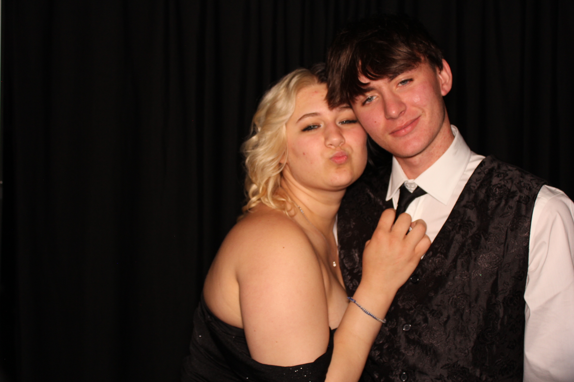 East Central High School Prom | View more photos from the event at gallery.photoboothcincy.com/u/PhotoBoothCincy/East-Central-High-School-Prom