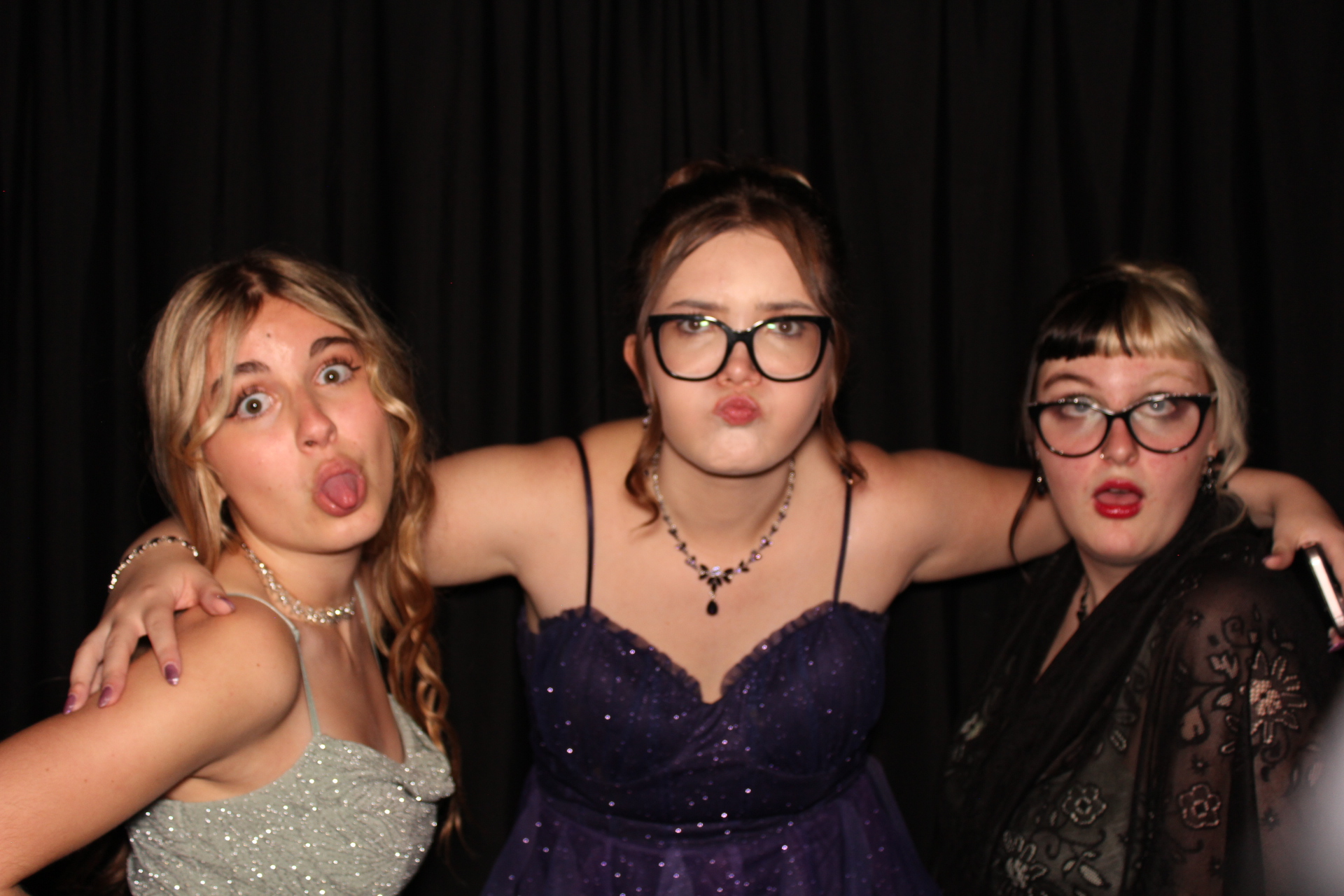 East Central High School Prom | View more photos from the event at gallery.photoboothcincy.com/u/PhotoBoothCincy/East-Central-High-School-Prom