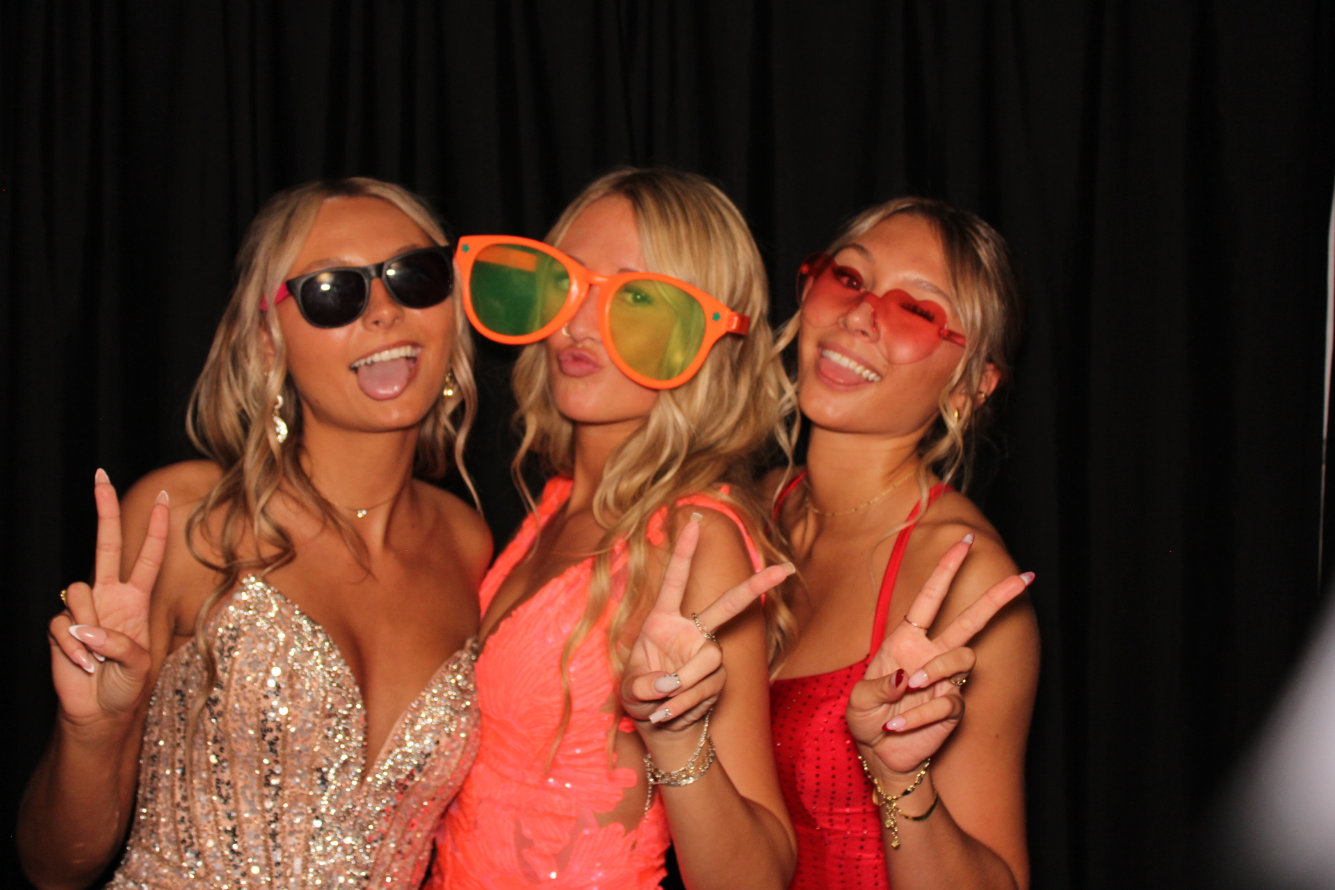 East Central High School Prom | View more photos from the event at gallery.photoboothcincy.com/u/PhotoBoothCincy/East-Central-High-School-Prom