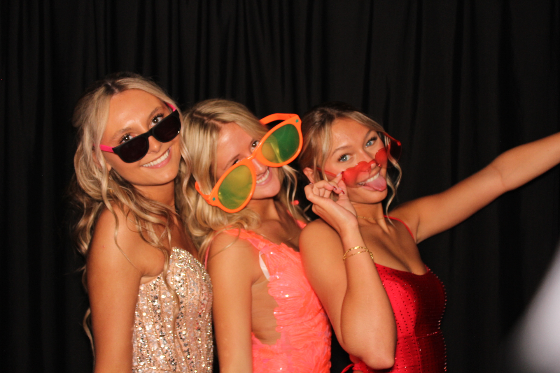 East Central High School Prom | View more photos from the event at gallery.photoboothcincy.com/u/PhotoBoothCincy/East-Central-High-School-Prom