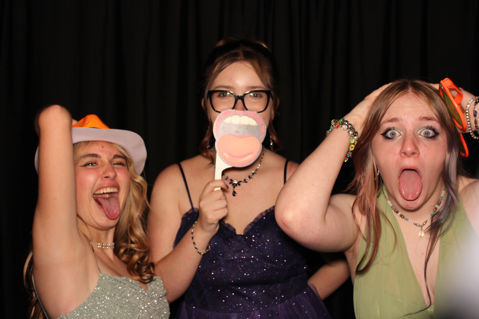 East Central High School Prom | View more photos from the event at gallery.photoboothcincy.com/u/PhotoBoothCincy/East-Central-High-School-Prom
