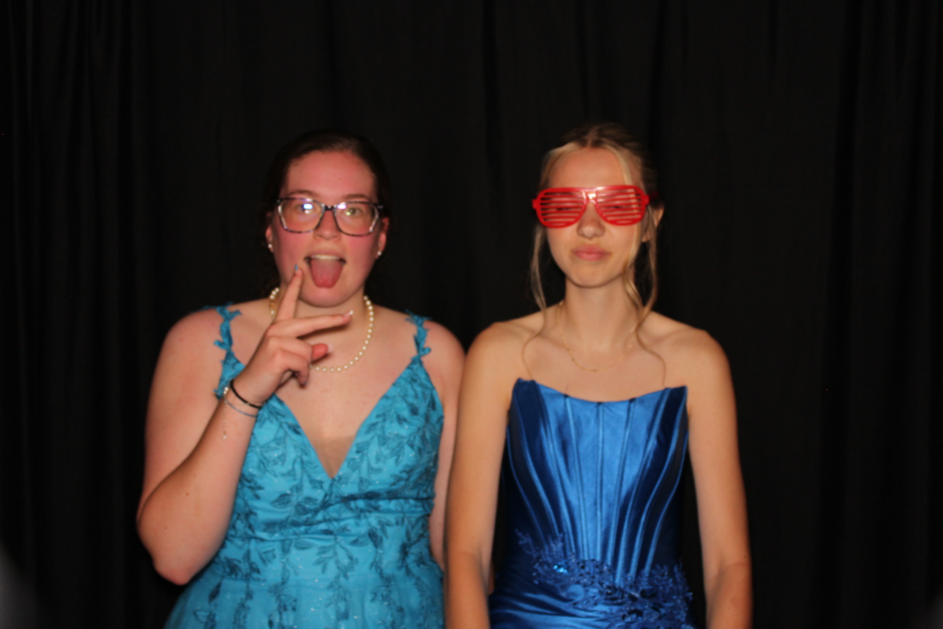 East Central High School Prom | View more photos from the event at gallery.photoboothcincy.com/u/PhotoBoothCincy/East-Central-High-School-Prom