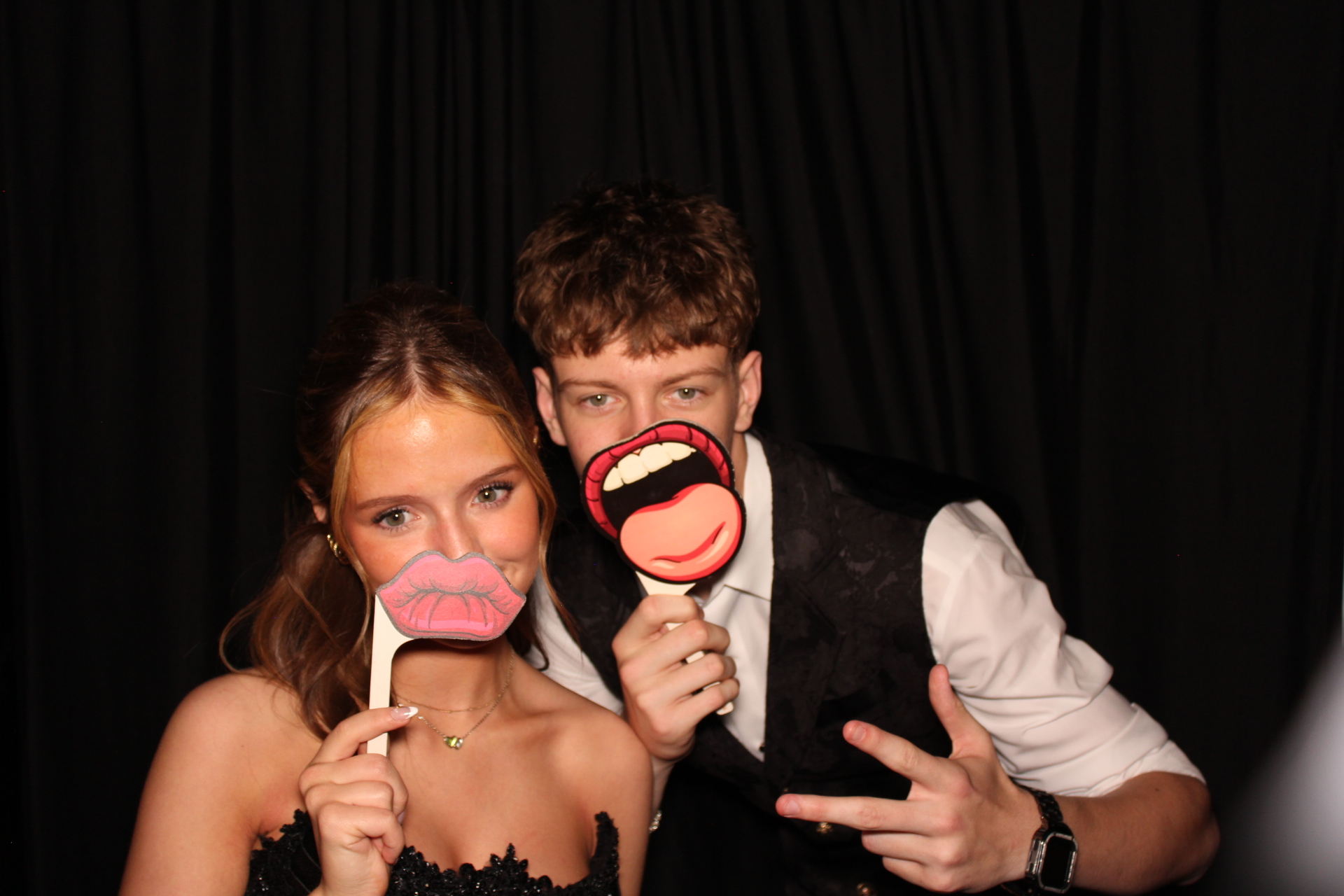 East Central High School Prom | View more photos from the event at gallery.photoboothcincy.com/u/PhotoBoothCincy/East-Central-High-School-Prom