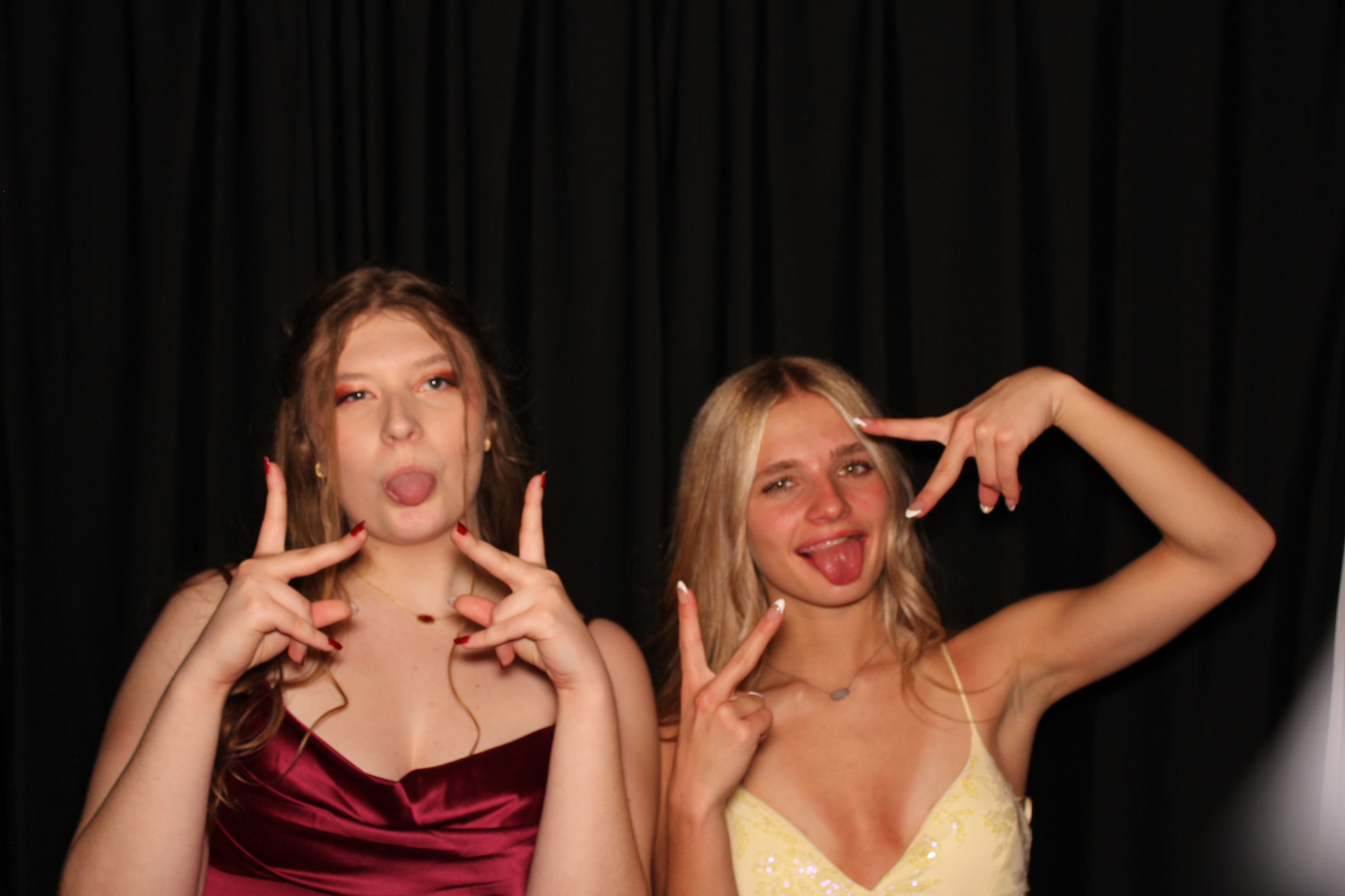 East Central High School Prom | View more photos from the event at gallery.photoboothcincy.com/u/PhotoBoothCincy/East-Central-High-School-Prom