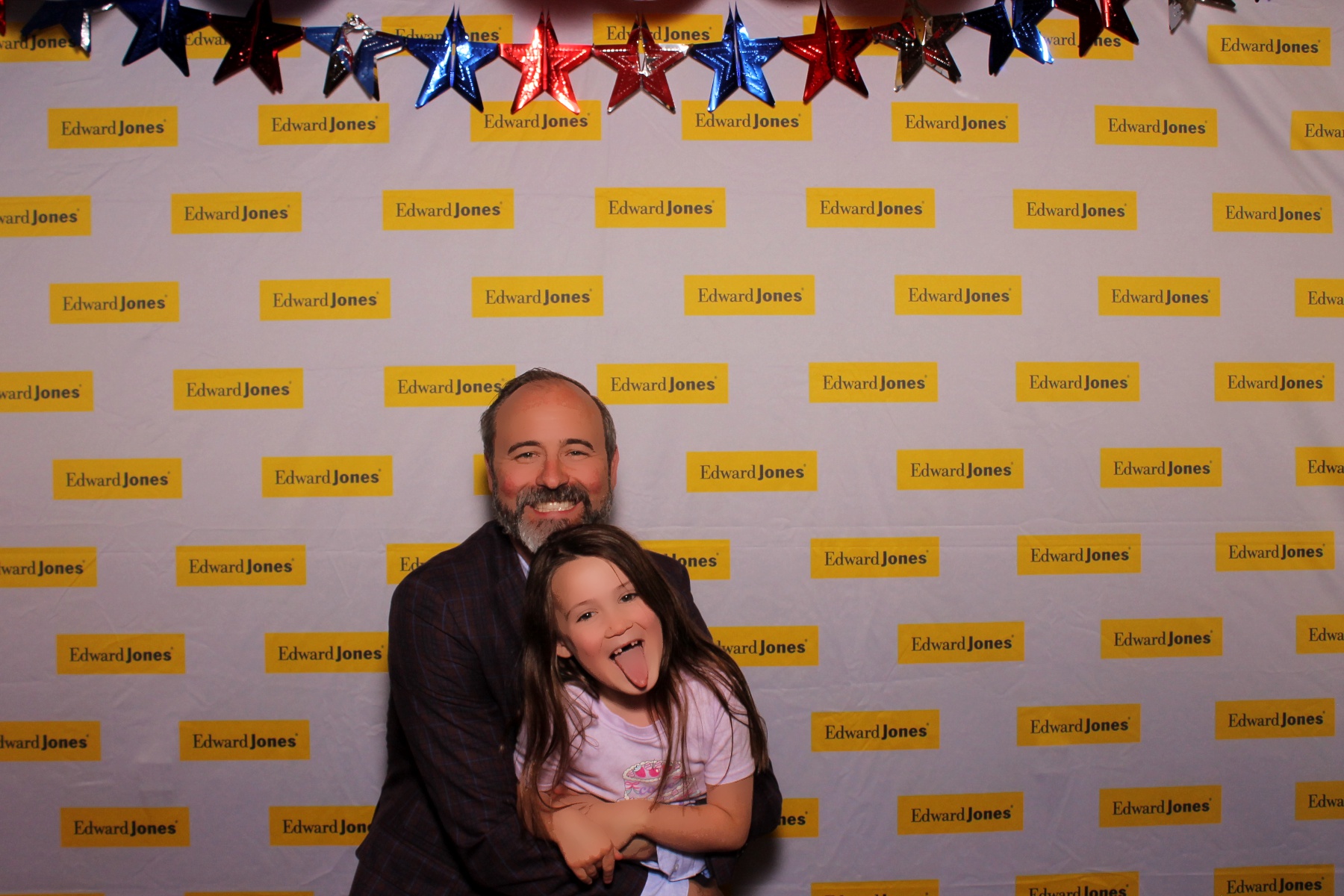 Edward Jones A Night of Distinction | View more photos from the event at gallery.photoboothcincy.com/u/PhotoBoothCincy/Edward-Jones-A-Night-of-Distinction