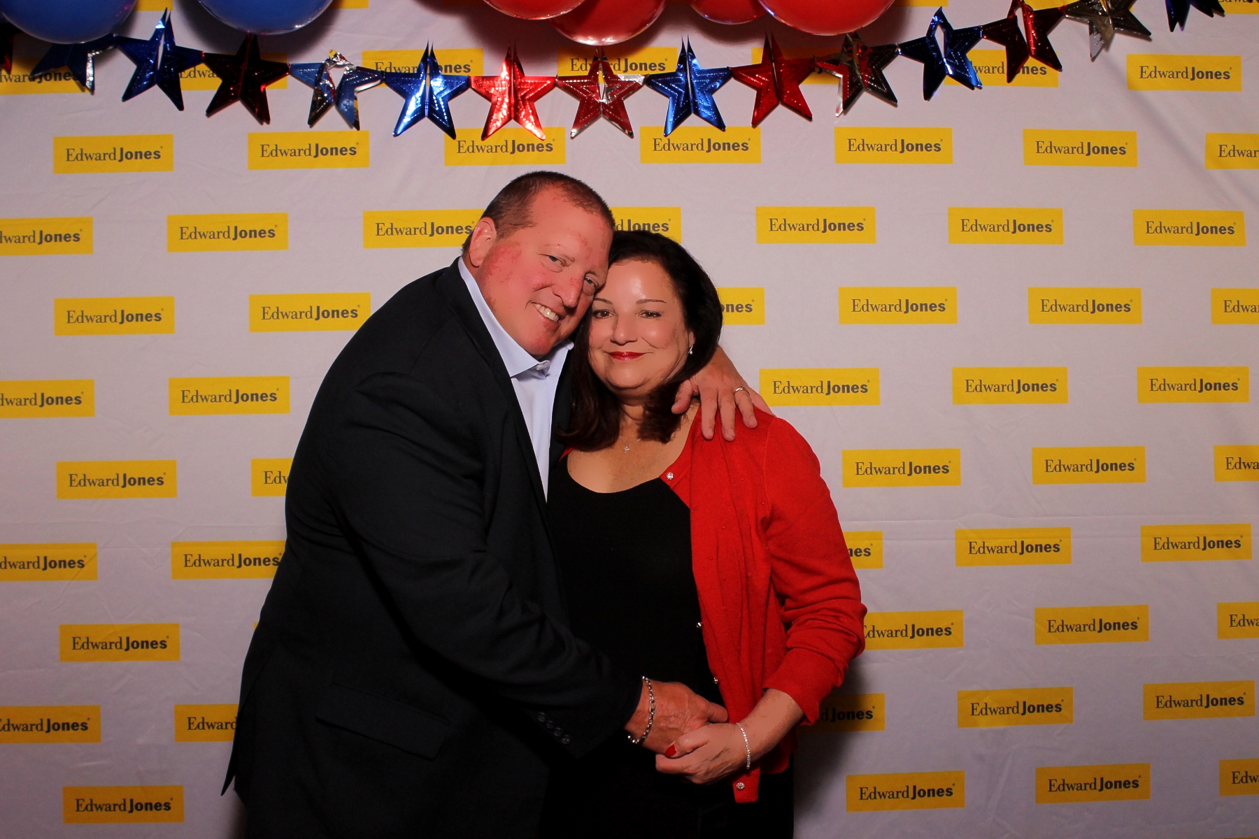 Edward Jones A Night of Distinction | View more photos from the event at gallery.photoboothcincy.com/u/PhotoBoothCincy/Edward-Jones-A-Night-of-Distinction