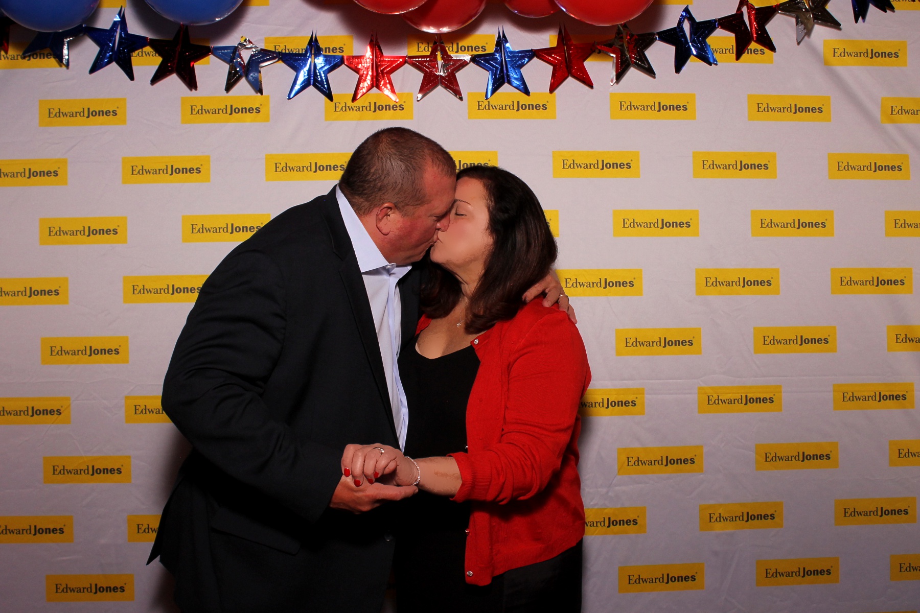 Edward Jones A Night of Distinction | View more photos from the event at gallery.photoboothcincy.com/u/PhotoBoothCincy/Edward-Jones-A-Night-of-Distinction