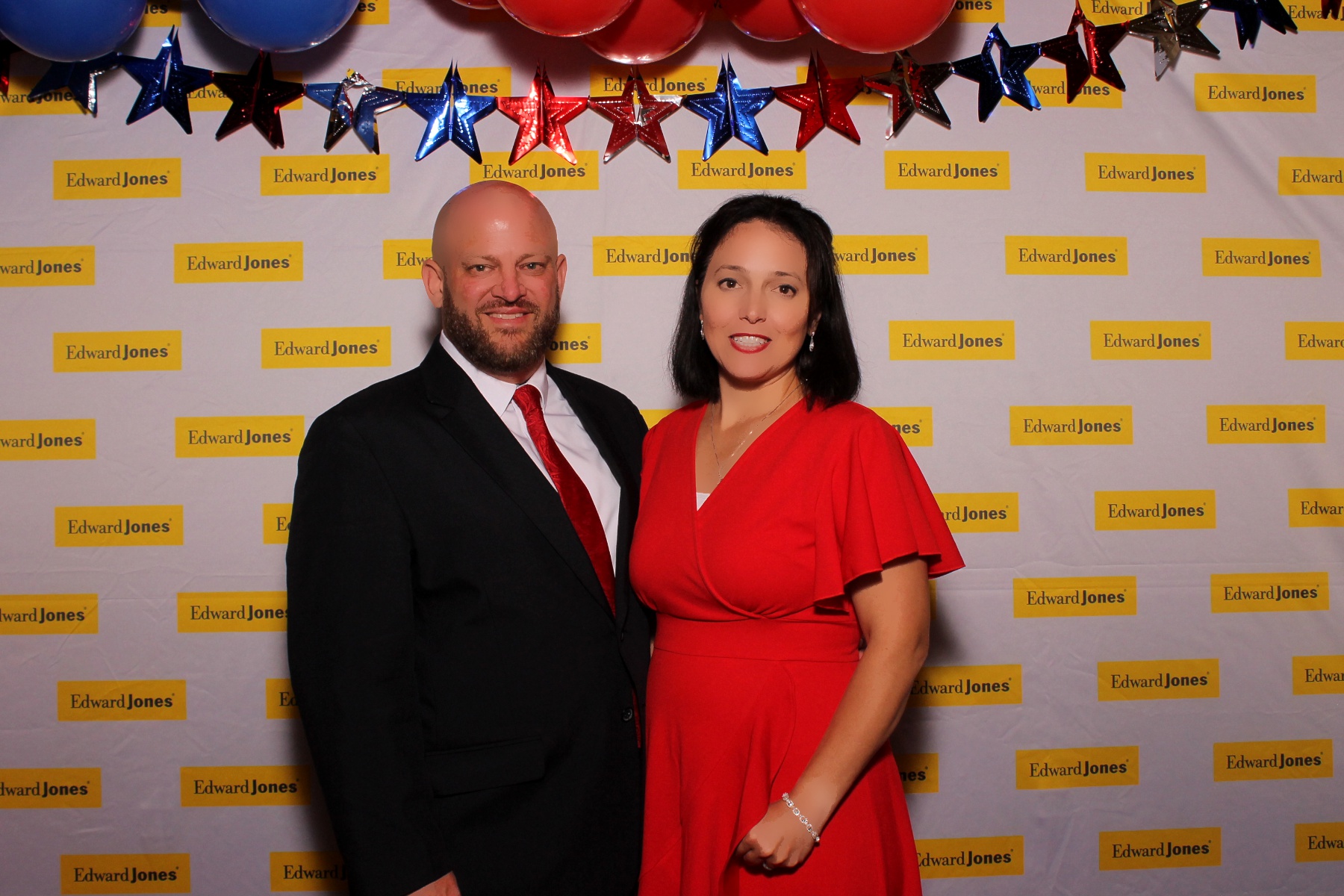 Edward Jones A Night of Distinction | View more photos from the event at gallery.photoboothcincy.com/u/PhotoBoothCincy/Edward-Jones-A-Night-of-Distinction