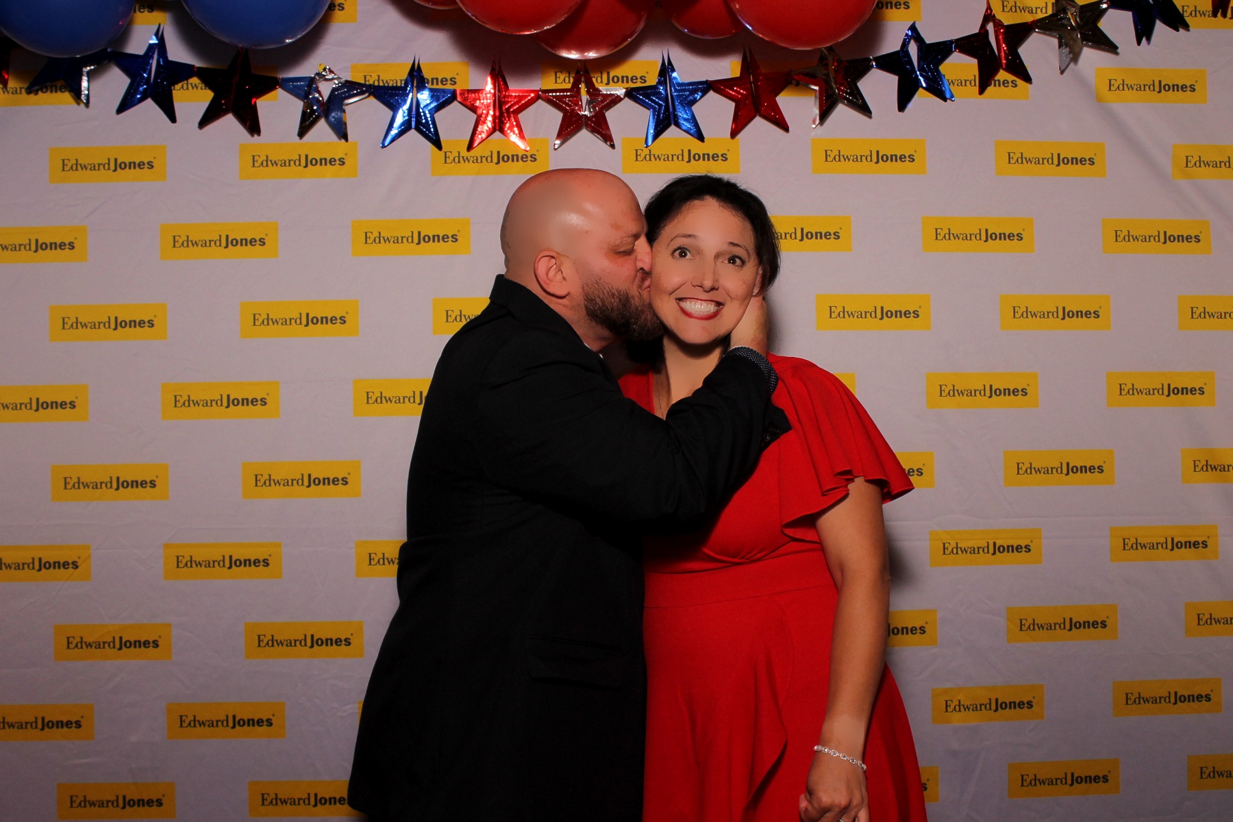 Edward Jones A Night of Distinction | View more photos from the event at gallery.photoboothcincy.com/u/PhotoBoothCincy/Edward-Jones-A-Night-of-Distinction