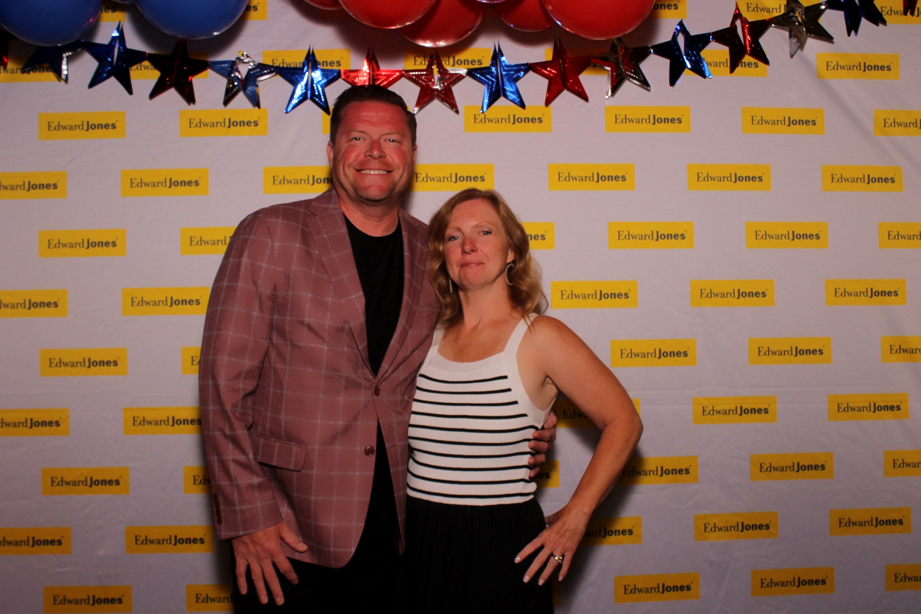 Edward Jones A Night of Distinction | View more photos from the event at gallery.photoboothcincy.com/u/PhotoBoothCincy/Edward-Jones-A-Night-of-Distinction