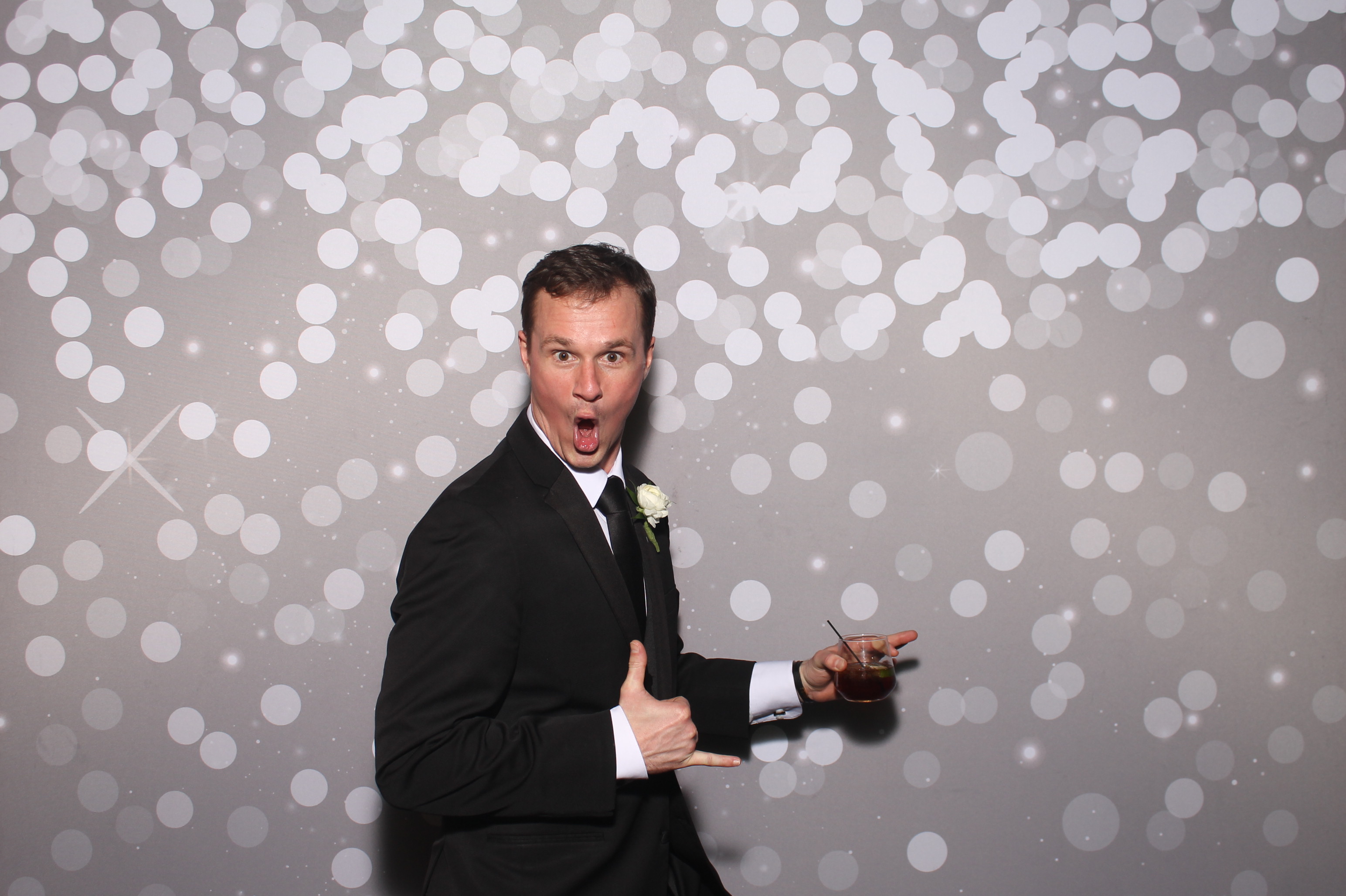 Elaina & Reid | View more photos from the event at gallery.photoboothcincy.com/u/PhotoBoothCincy/Elaina-Reid