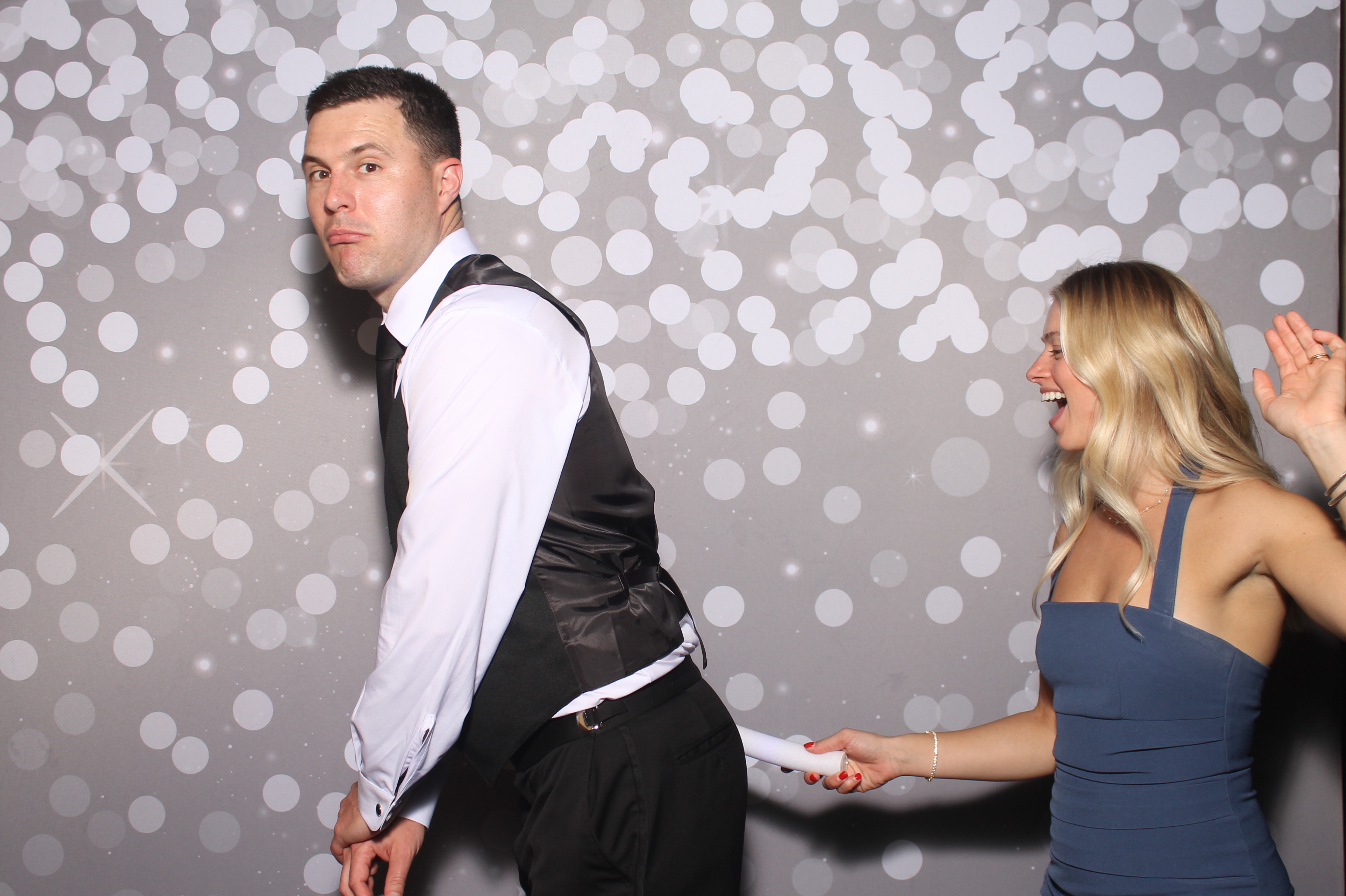 Elaina & Reid | View more photos from the event at gallery.photoboothcincy.com/u/PhotoBoothCincy/Elaina-Reid