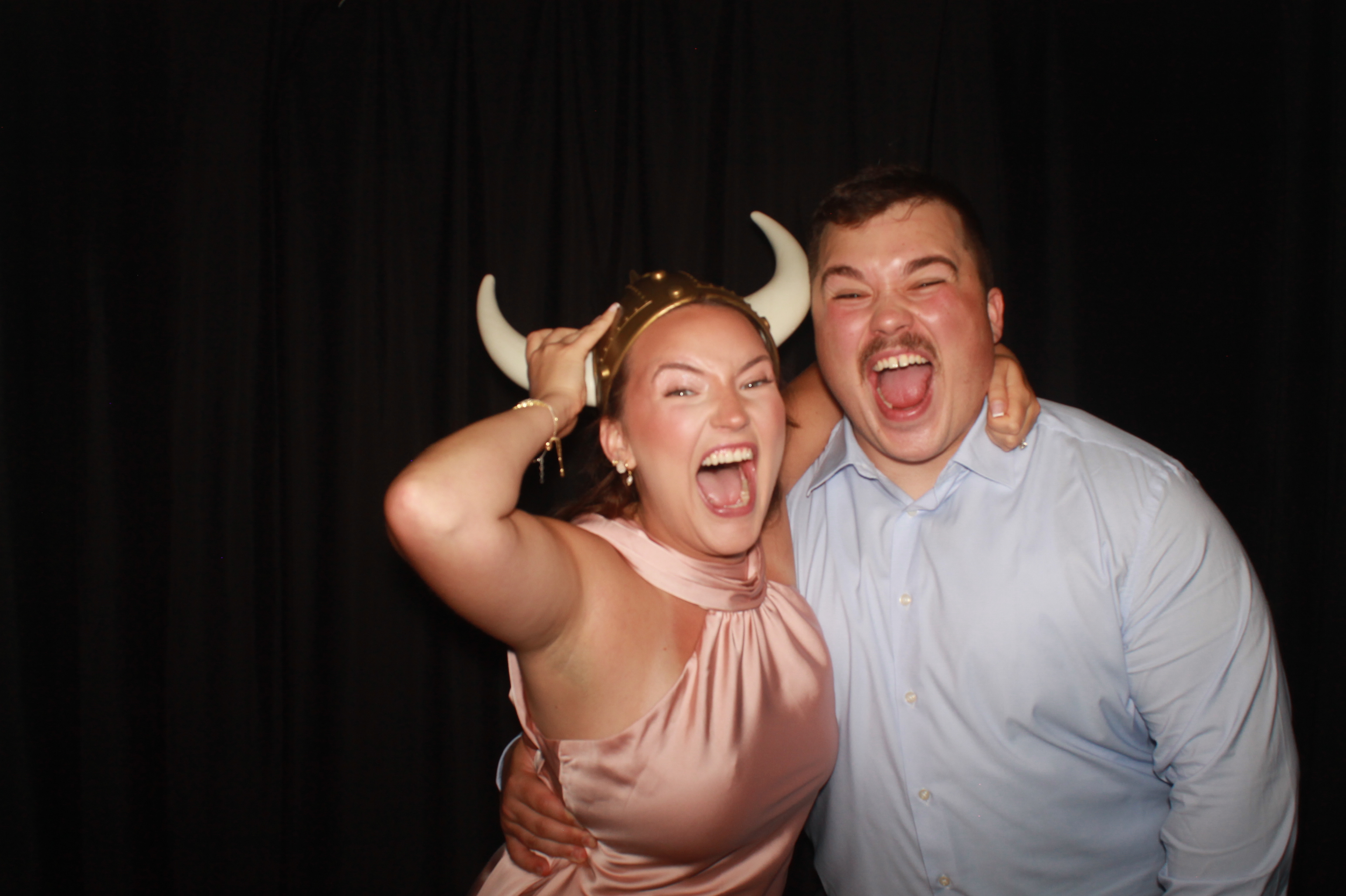 Elizabeth & Seth | View more photos from the event at gallery.photoboothcincy.com/u/PhotoBoothCincy/Elizabeth-Seth