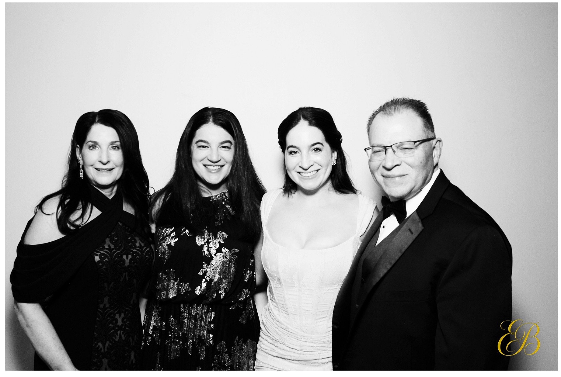 Emily & Brenden Wedding | View more photos from the event at gallery.photoboothcincy.com/u/PhotoBoothCincy/Emily-Brenden-Wedding