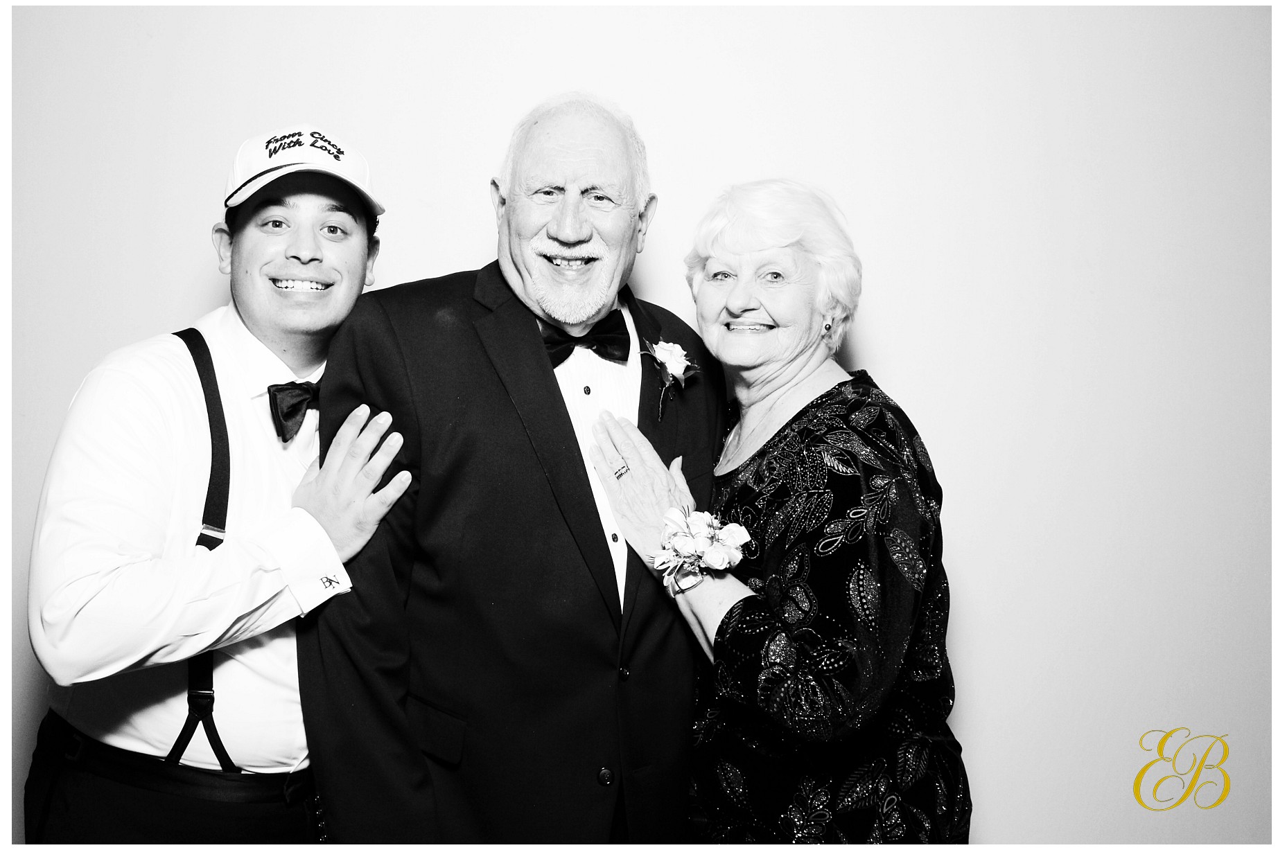 Emily & Brenden Wedding | View more photos from the event at gallery.photoboothcincy.com/u/PhotoBoothCincy/Emily-Brenden-Wedding